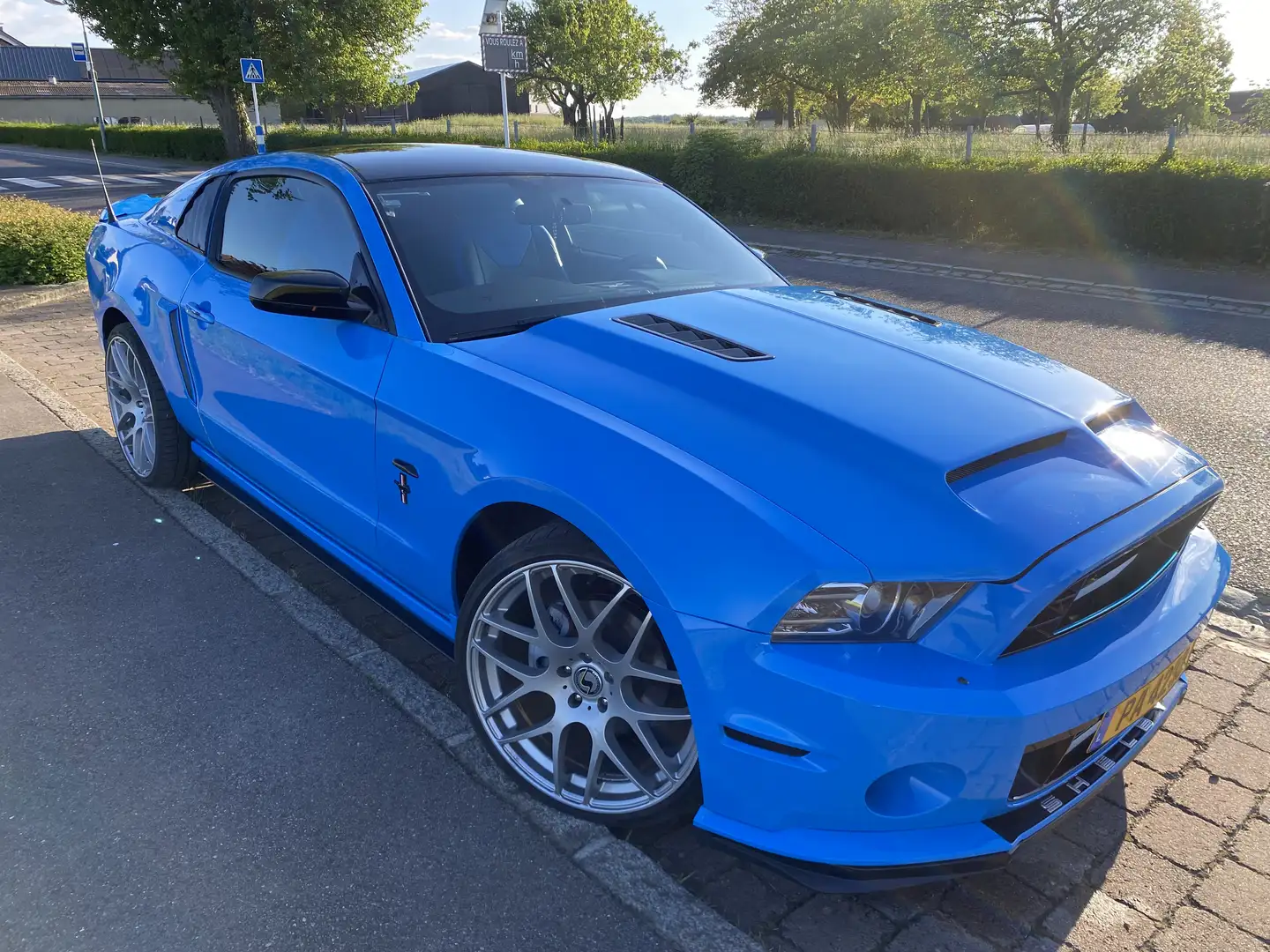Ford Mustang v6 3.7 automatique - 2