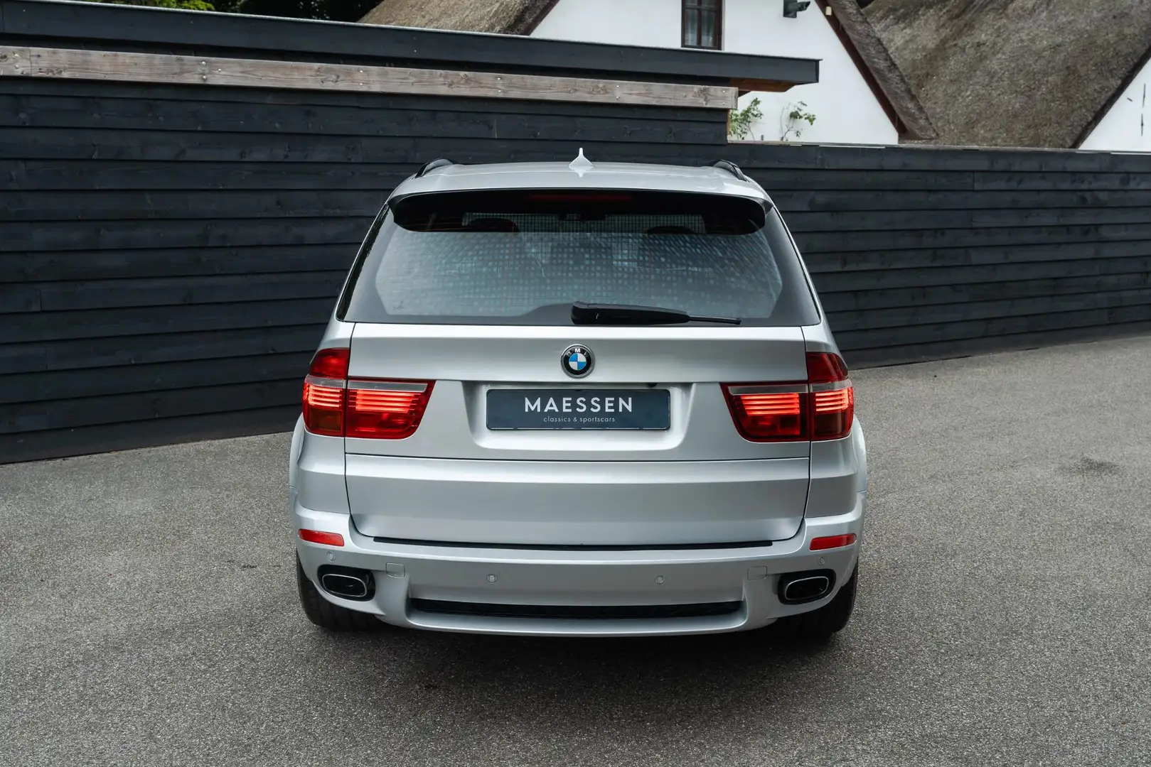 BMW X5 xDrive48i High Executive Youngtimer - Dealer Onder Silver - 2