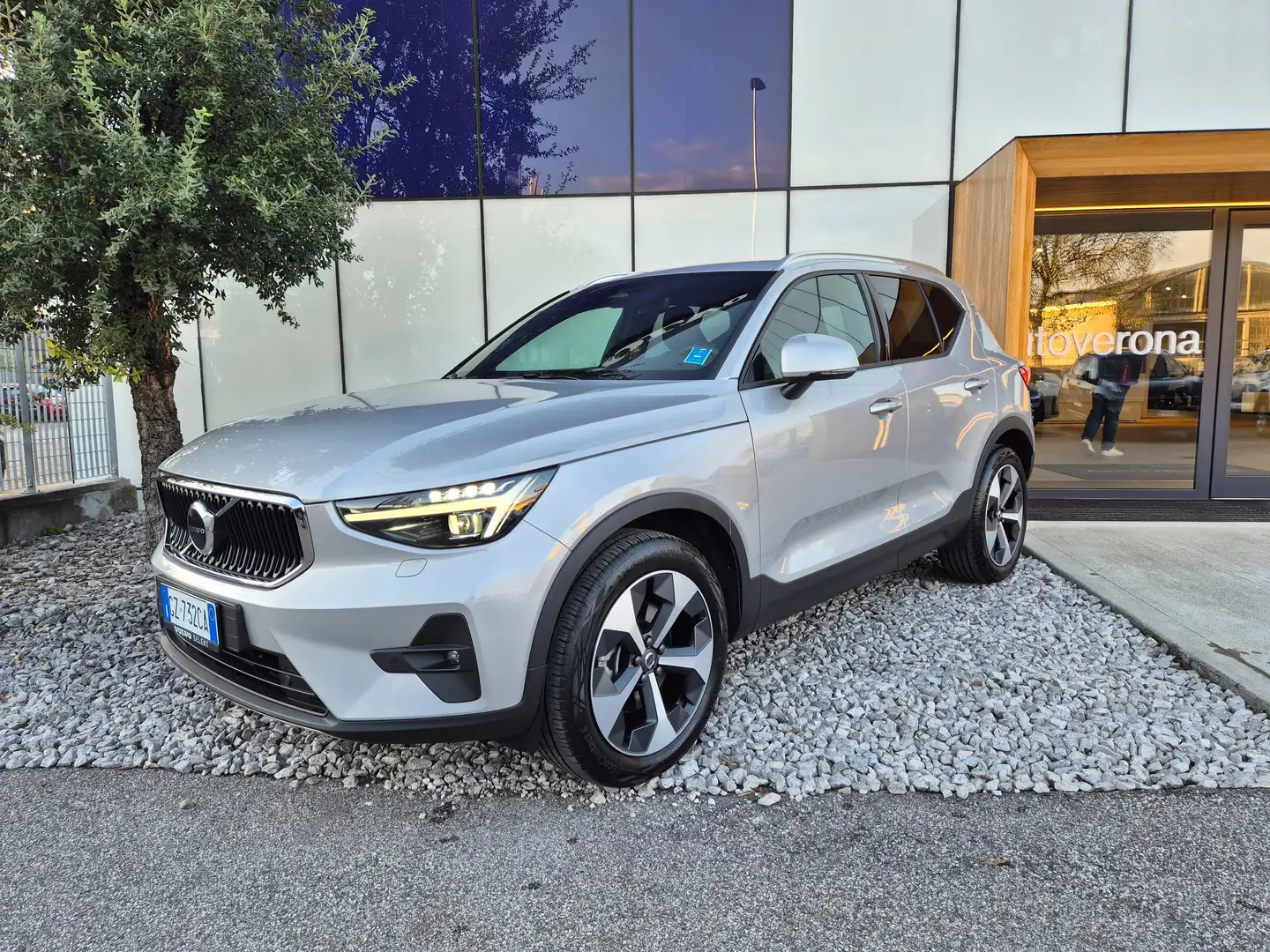 Volvo XC40 XC40 2025 2.0 b3 Core auto Grey - 1