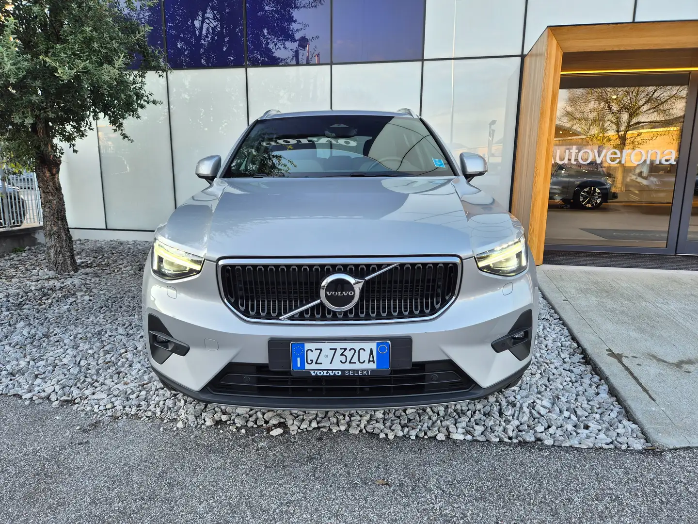 Volvo XC40 XC40 2025 2.0 b3 Core auto Grey - 2