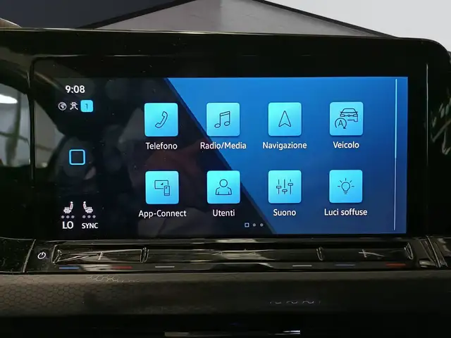 Volkswagen Golf view 11