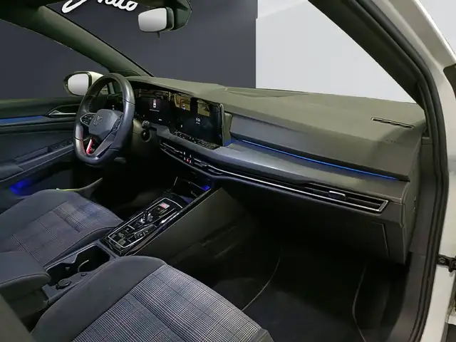 Volkswagen Golf view 14