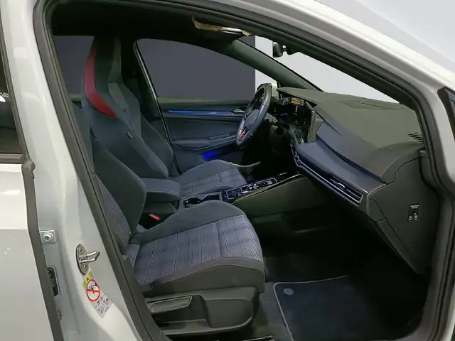Volkswagen Golf view 13