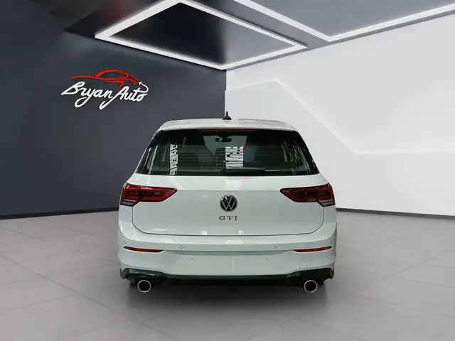 Volkswagen Golf view 5