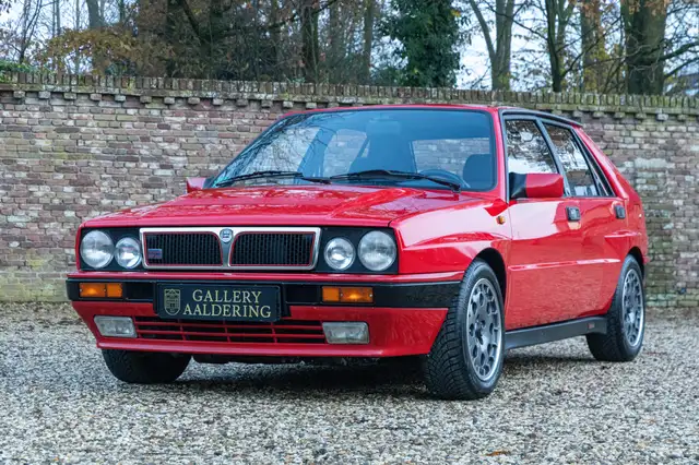Lancia Delta HF Integrale 8V "Highly original" Electric sliding