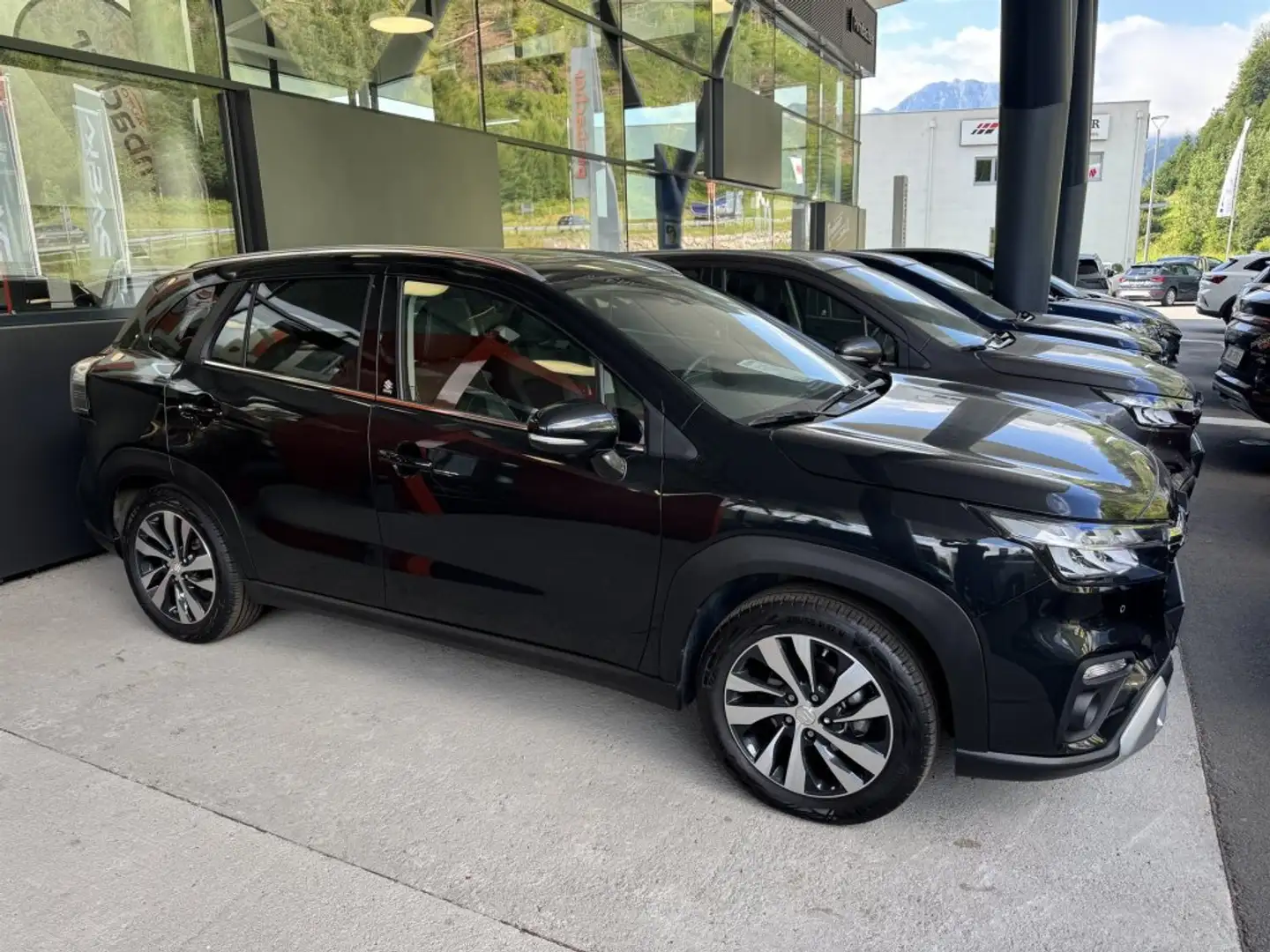 Suzuki S-Cross 1.4 HYBRID ALLGRIP flash Чорний - 1