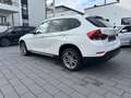 BMW X1 18d xDrive SPORTLINE * NAVI * SCHECKHEFT Bílá - thumbnail 3
