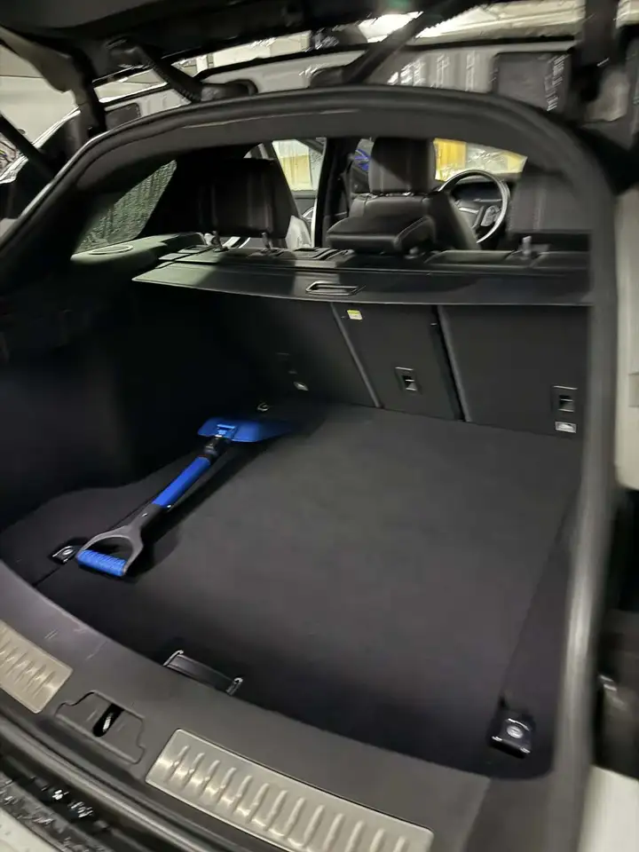 Land Rover Range Rover Velar снимка Land Rover Range Rover Velar