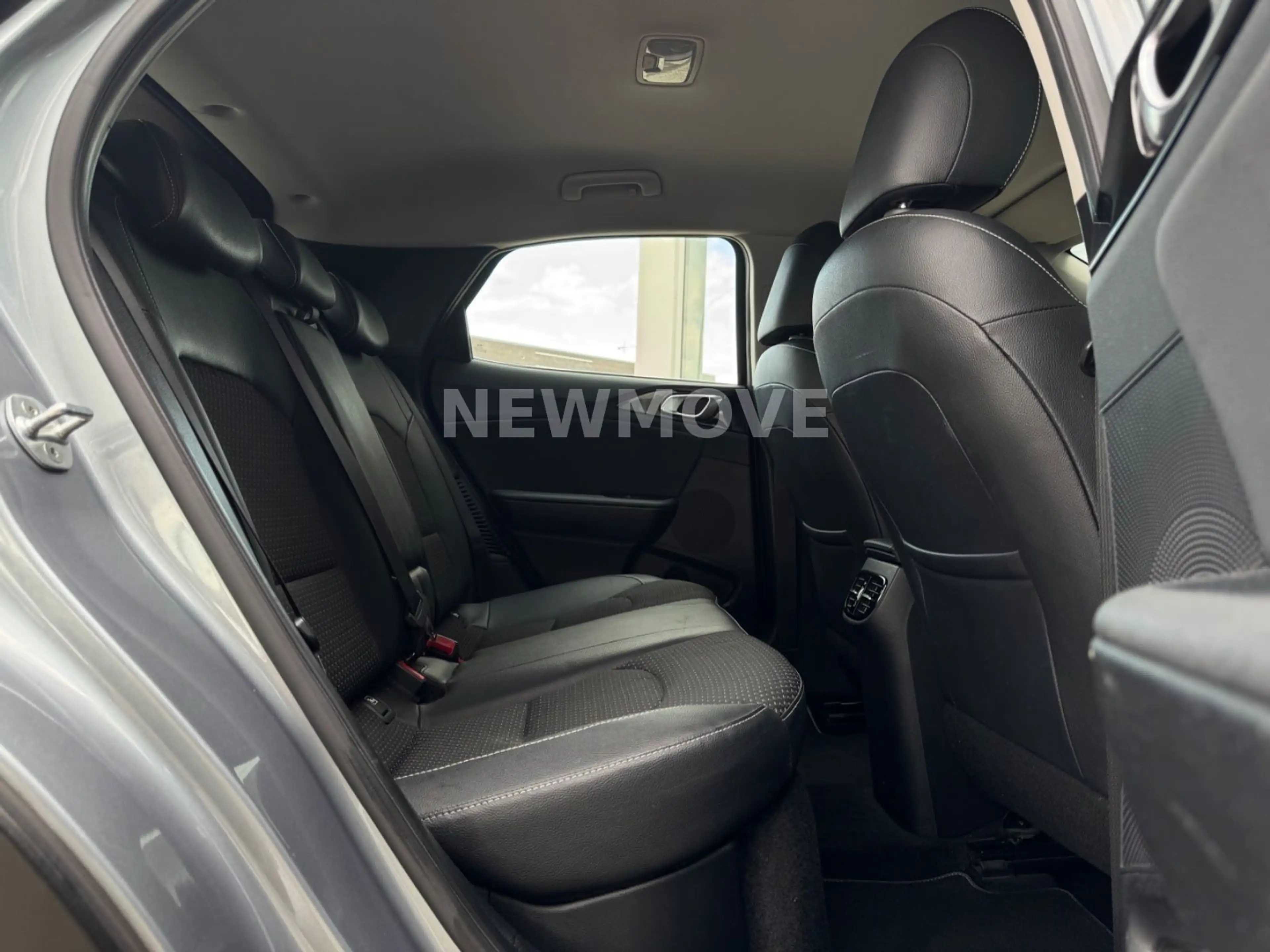 Kia XCeed Vision Hybrid Kam AHK Carplay SHZ Navi — photo 14