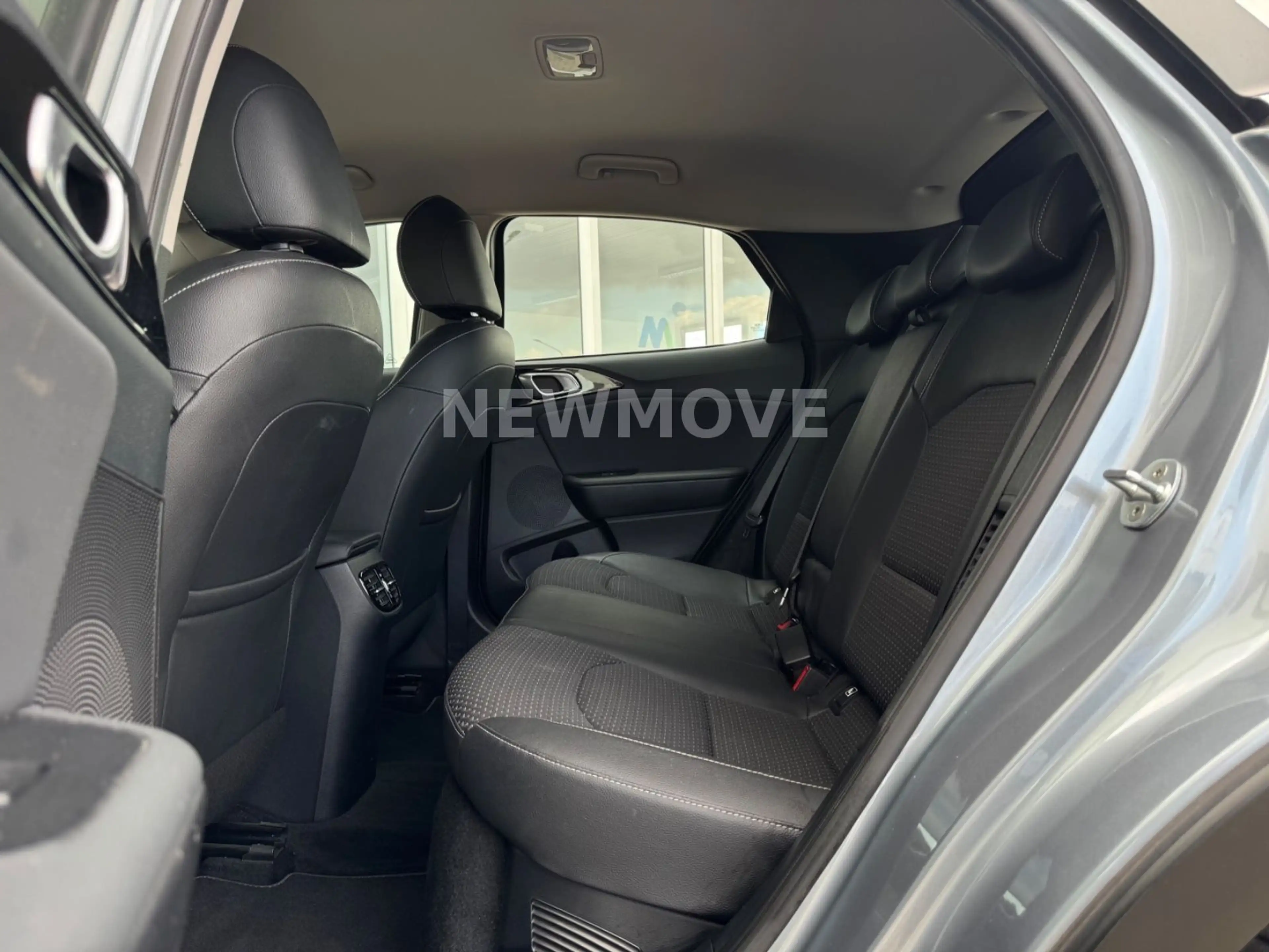 Kia XCeed Vision Hybrid Kam AHK Carplay SHZ Navi — photo 12