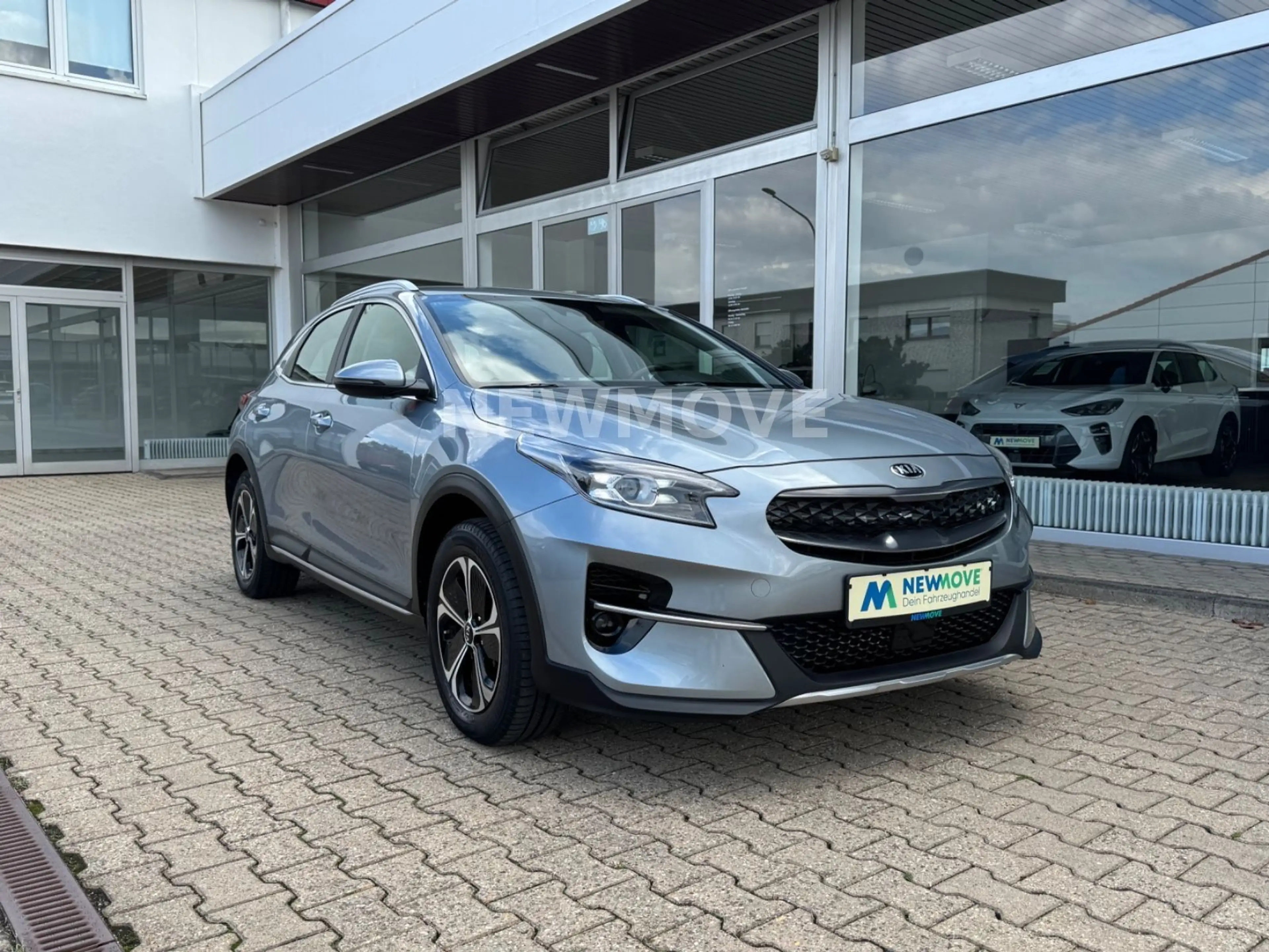 Kia XCeed Vision Hybrid Kam AHK Carplay SHZ Navi — photo 6