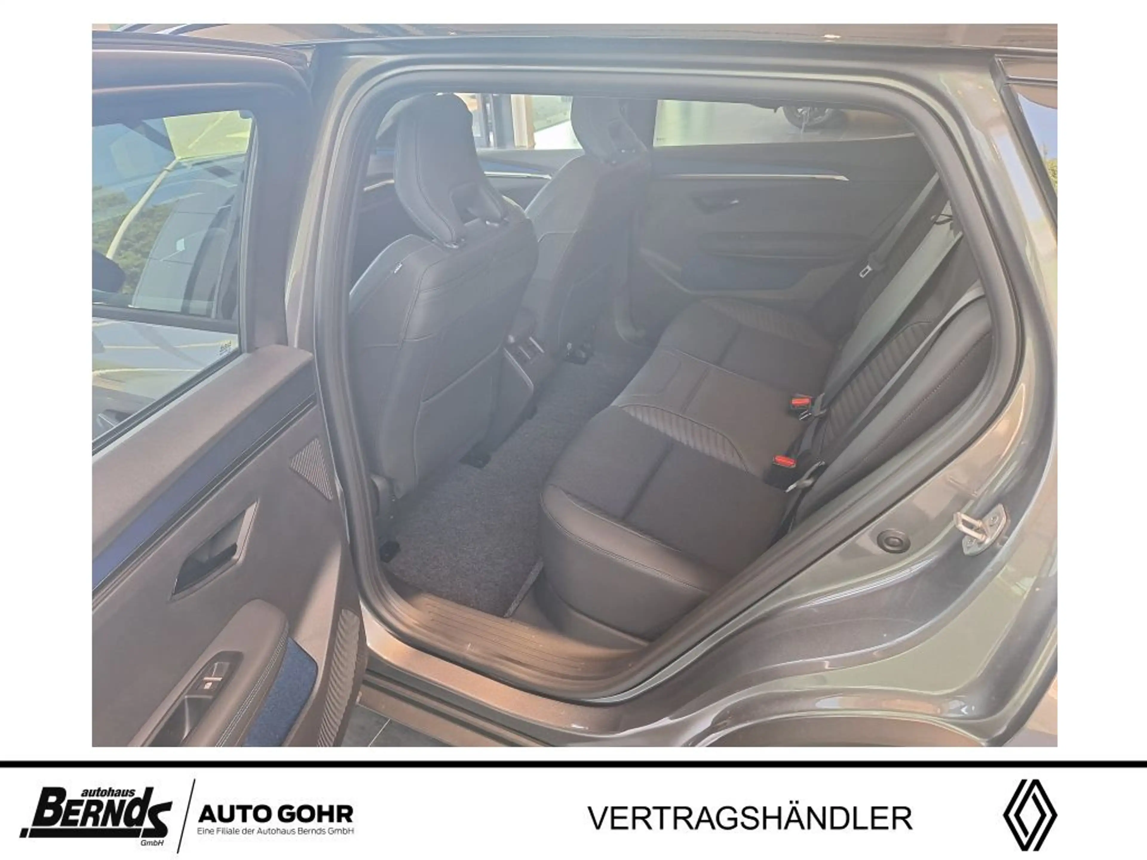 Renault Scenic E-Tech 220 Long Range 360-KAM WinterPaket Solarbay — photo 8