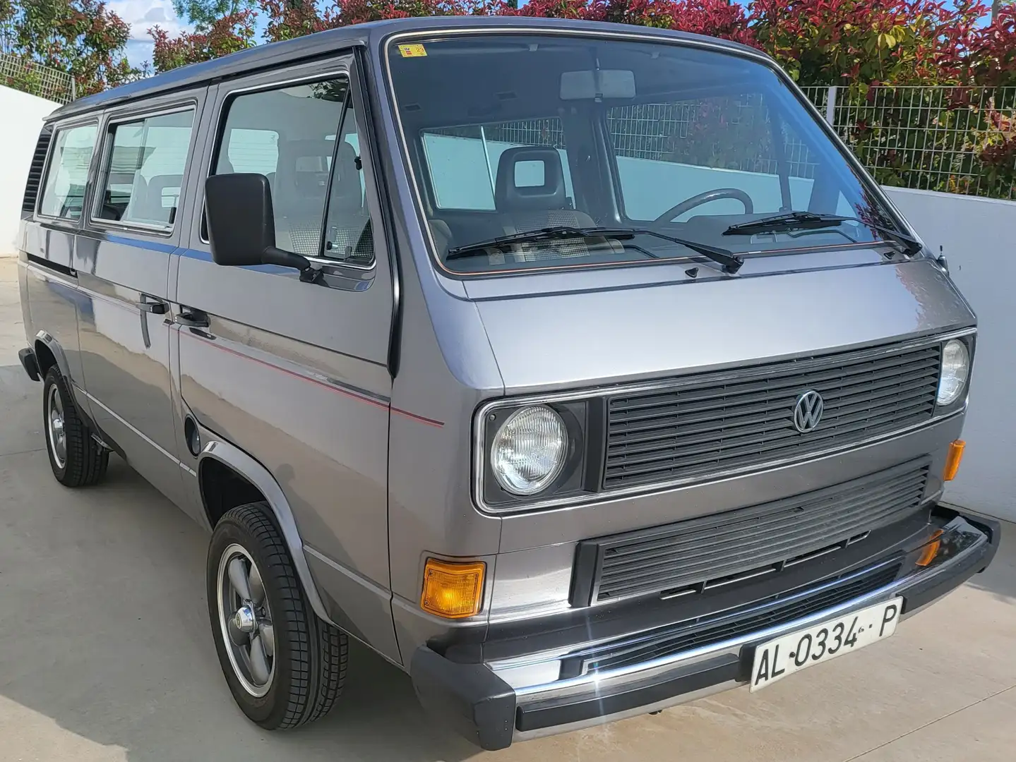 Volkswagen T3 Caravelle Caravelle 2.0 GL GL Gris - 1