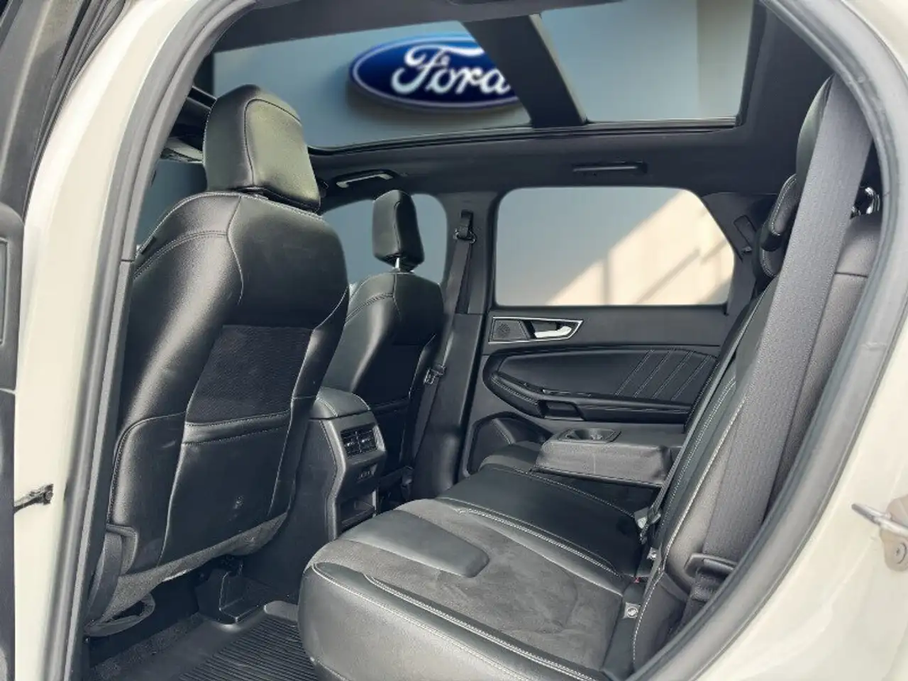 Ford Edge снимка Ford Edge