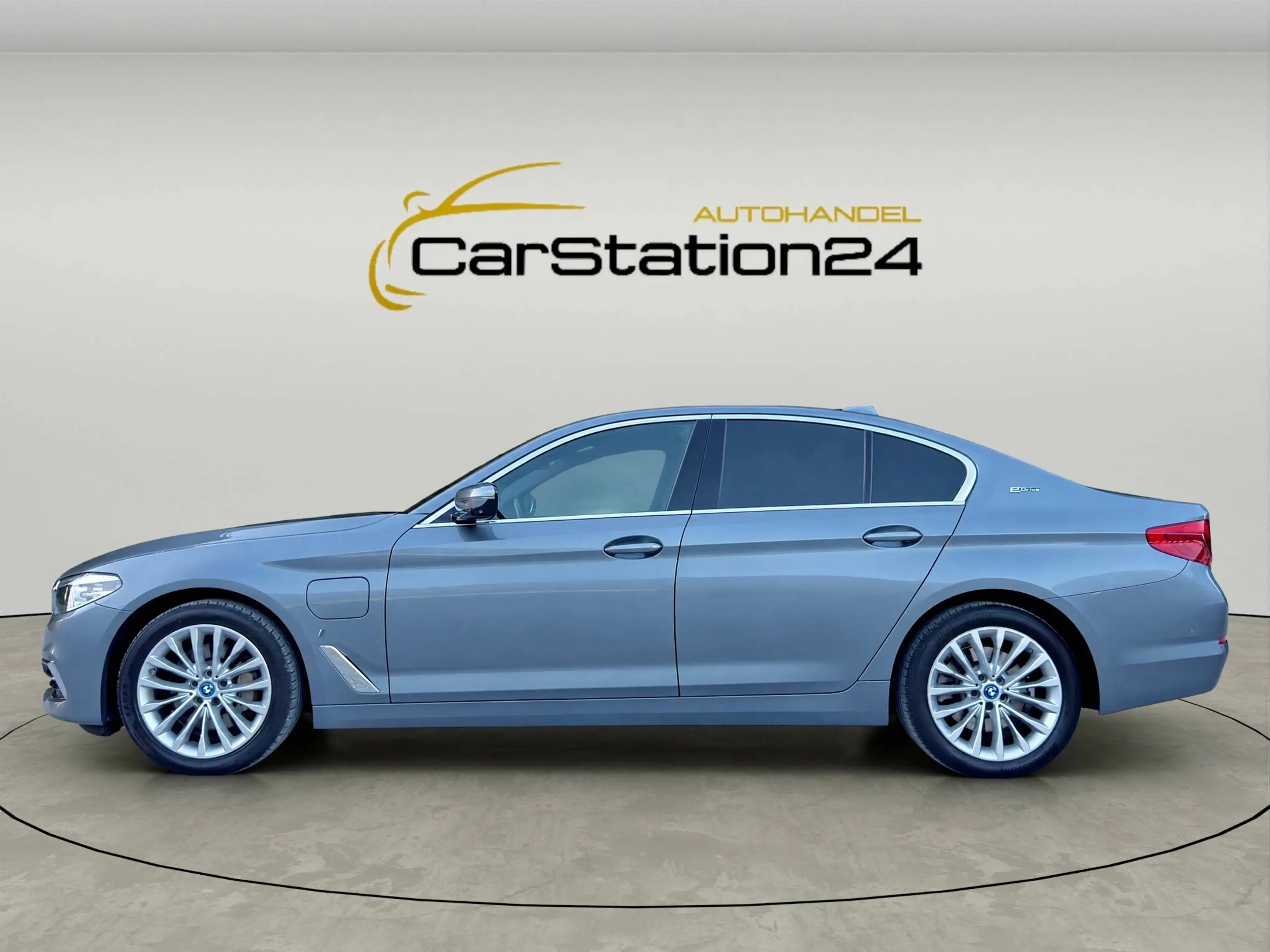 BMW 530 530 e Luxury Line *VOLLLEDER*SPORTSITZE*HUPDISPLAY*360KAMERA*AMBIENTE* — photo 2