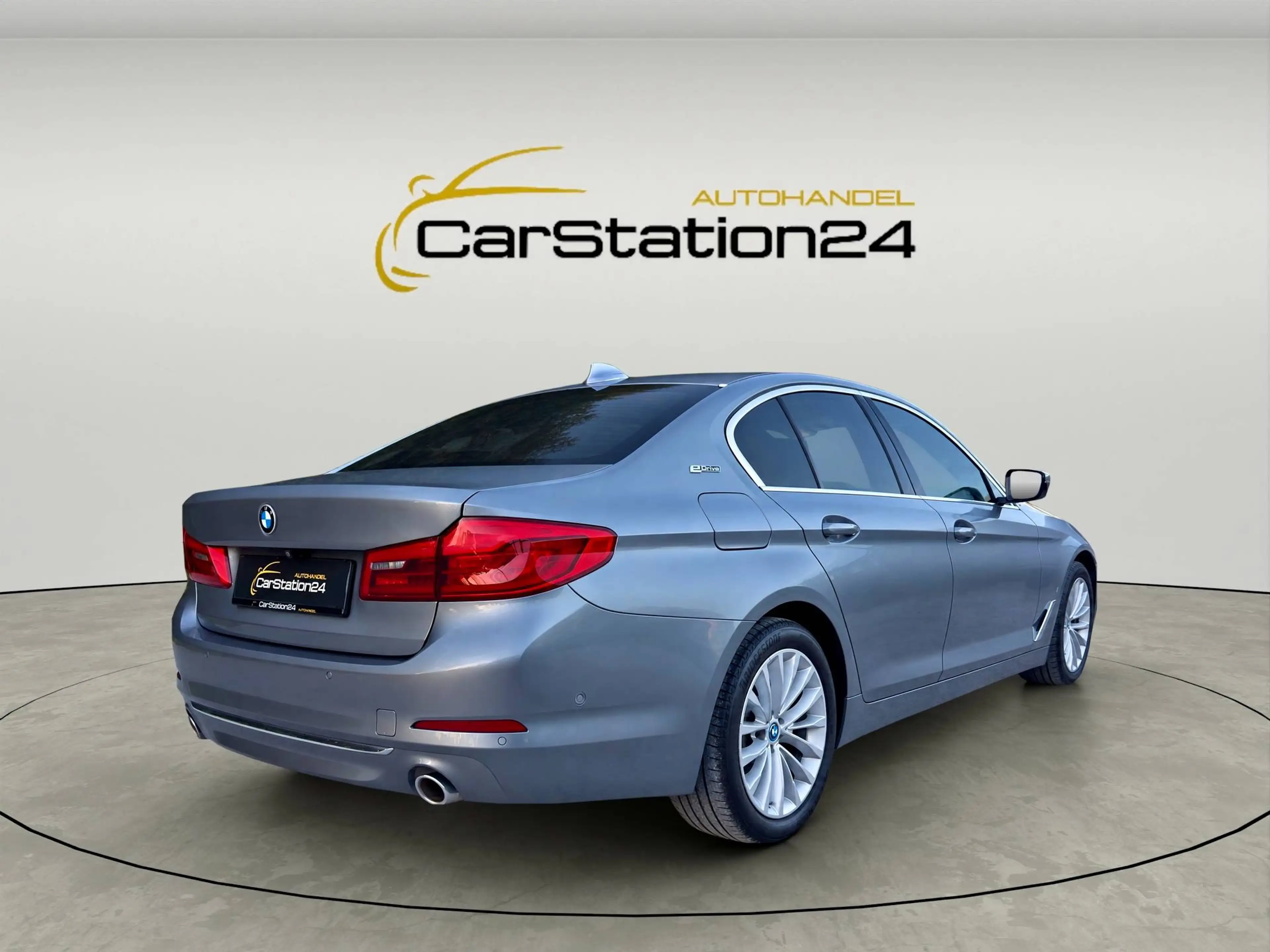 BMW 530 530 e Luxury Line *VOLLLEDER*SPORTSITZE*HUPDISPLAY*360KAMERA*AMBIENTE* — photo 6