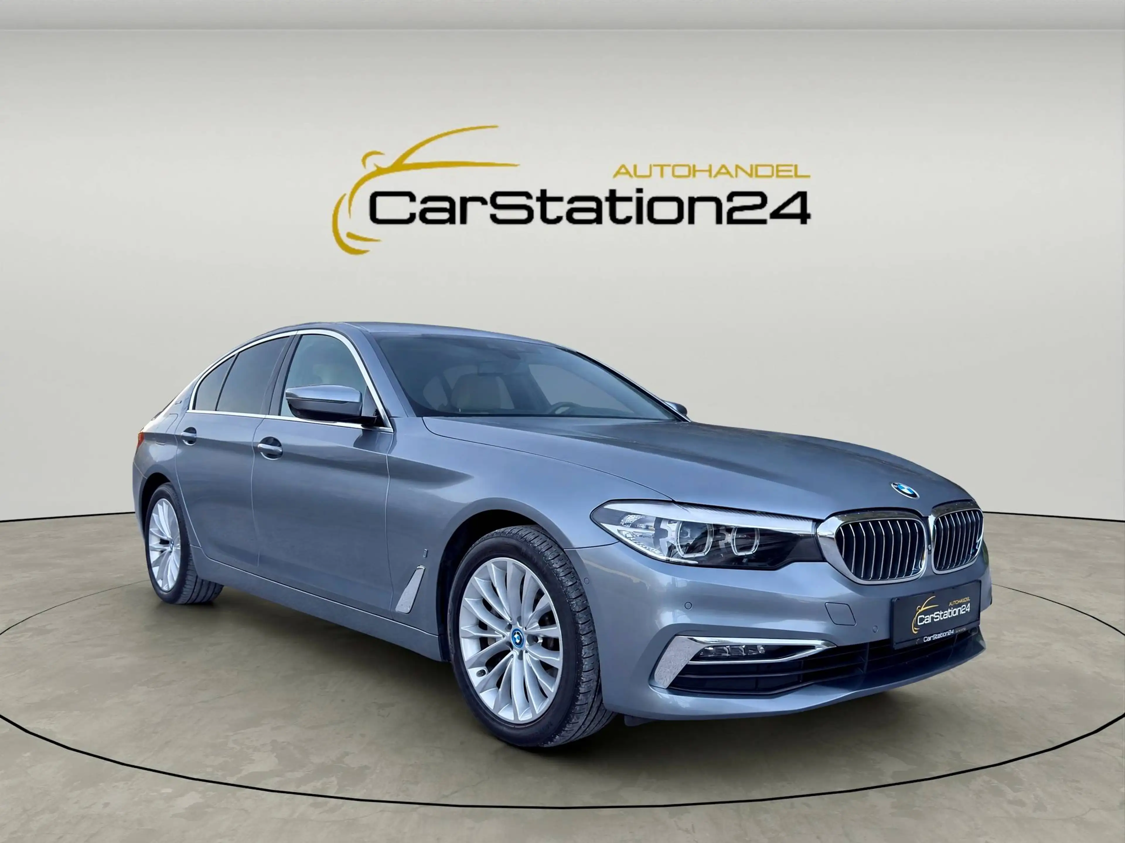BMW 530 530 e Luxury Line *VOLLLEDER*SPORTSITZE*HUPDISPLAY*360KAMERA*AMBIENTE* — photo 4