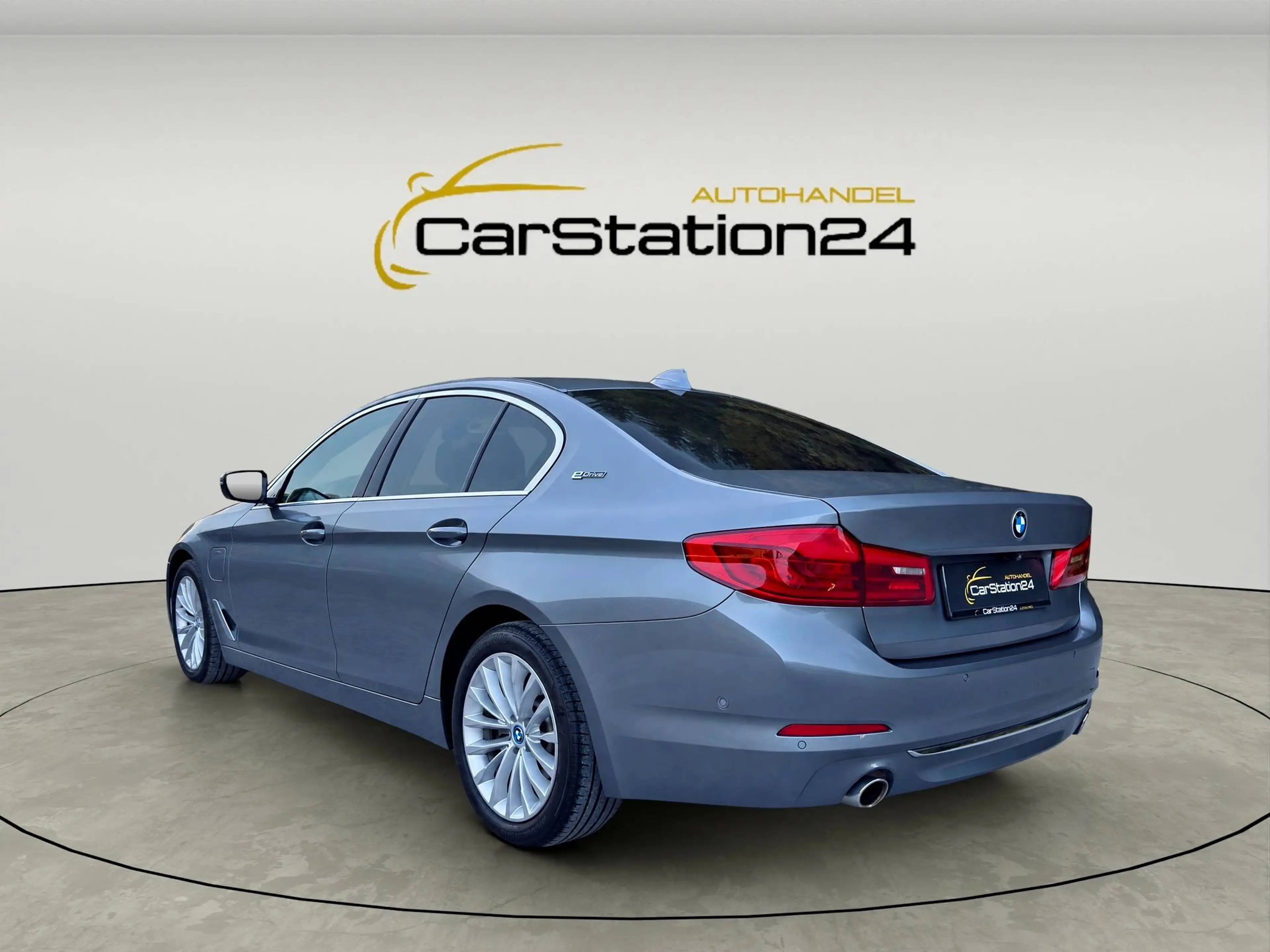 BMW 530 530 e Luxury Line *VOLLLEDER*SPORTSITZE*HUPDISPLAY*360KAMERA*AMBIENTE* — photo 3
