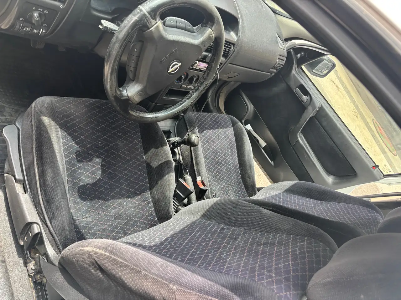 Opel Astra Caravan 1.6i 16v GL GL, foto 4