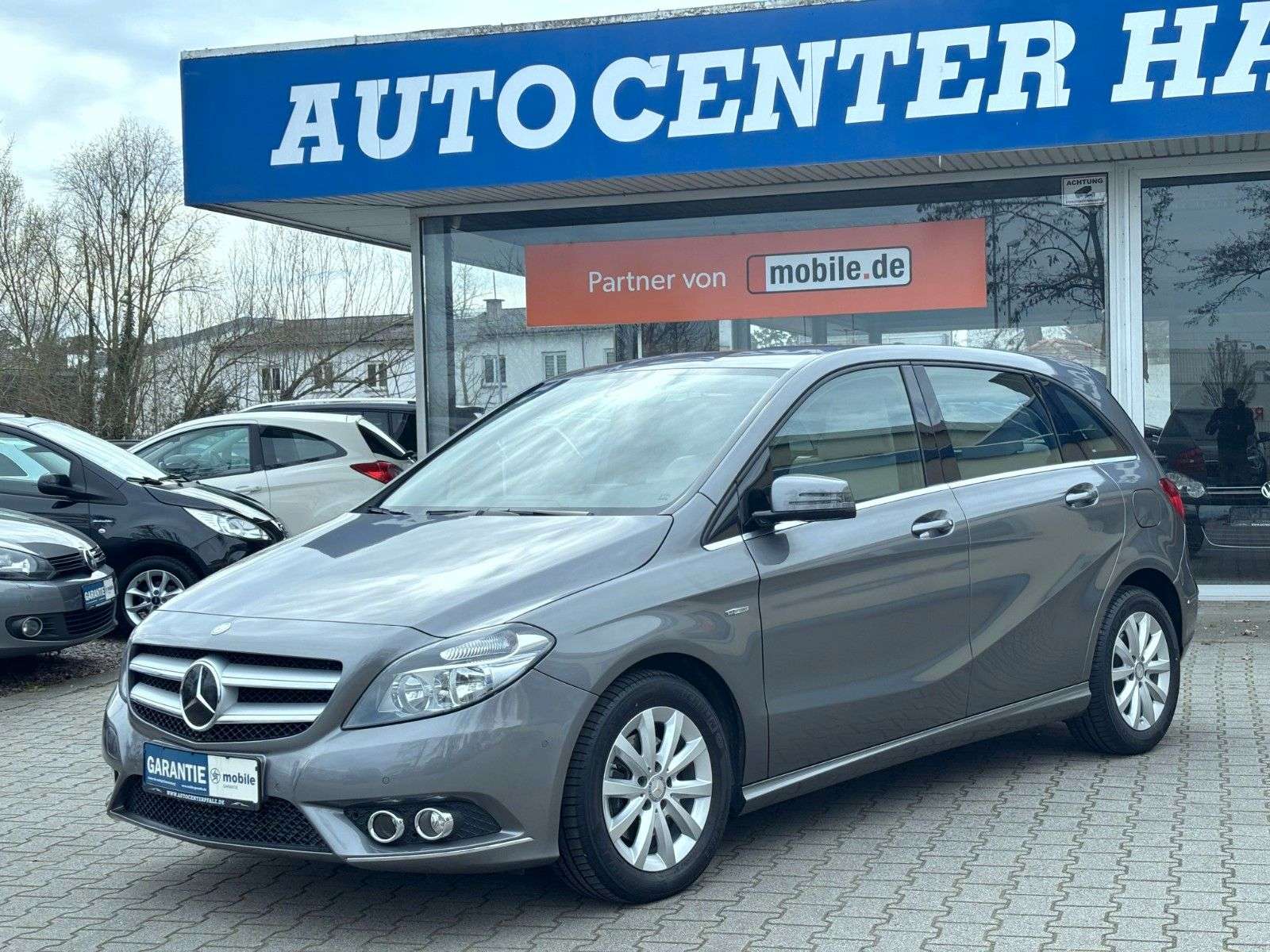 Second hand Mercedes Benz B-Class 180