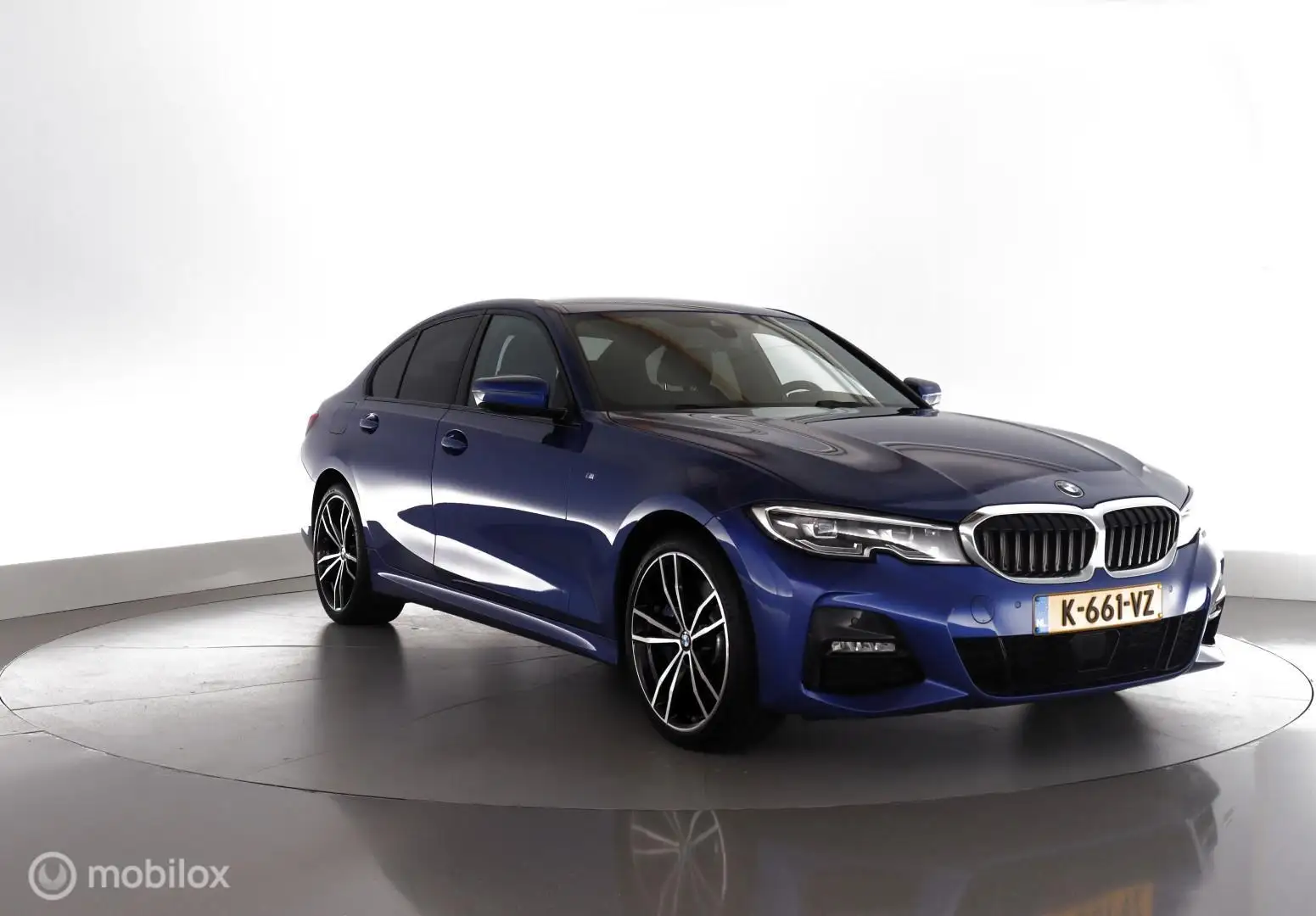 BMW 330 3-serie 330e 292PK PHEV Automaat M-Sport High Exec Blauw - 2