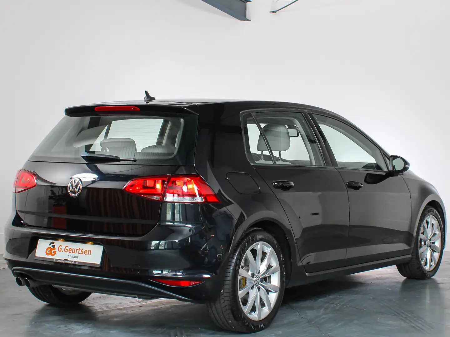 Volkswagen Golf 7 1.4 TSI Highline Navigatie, Alcantara, Origineel Nero - 2
