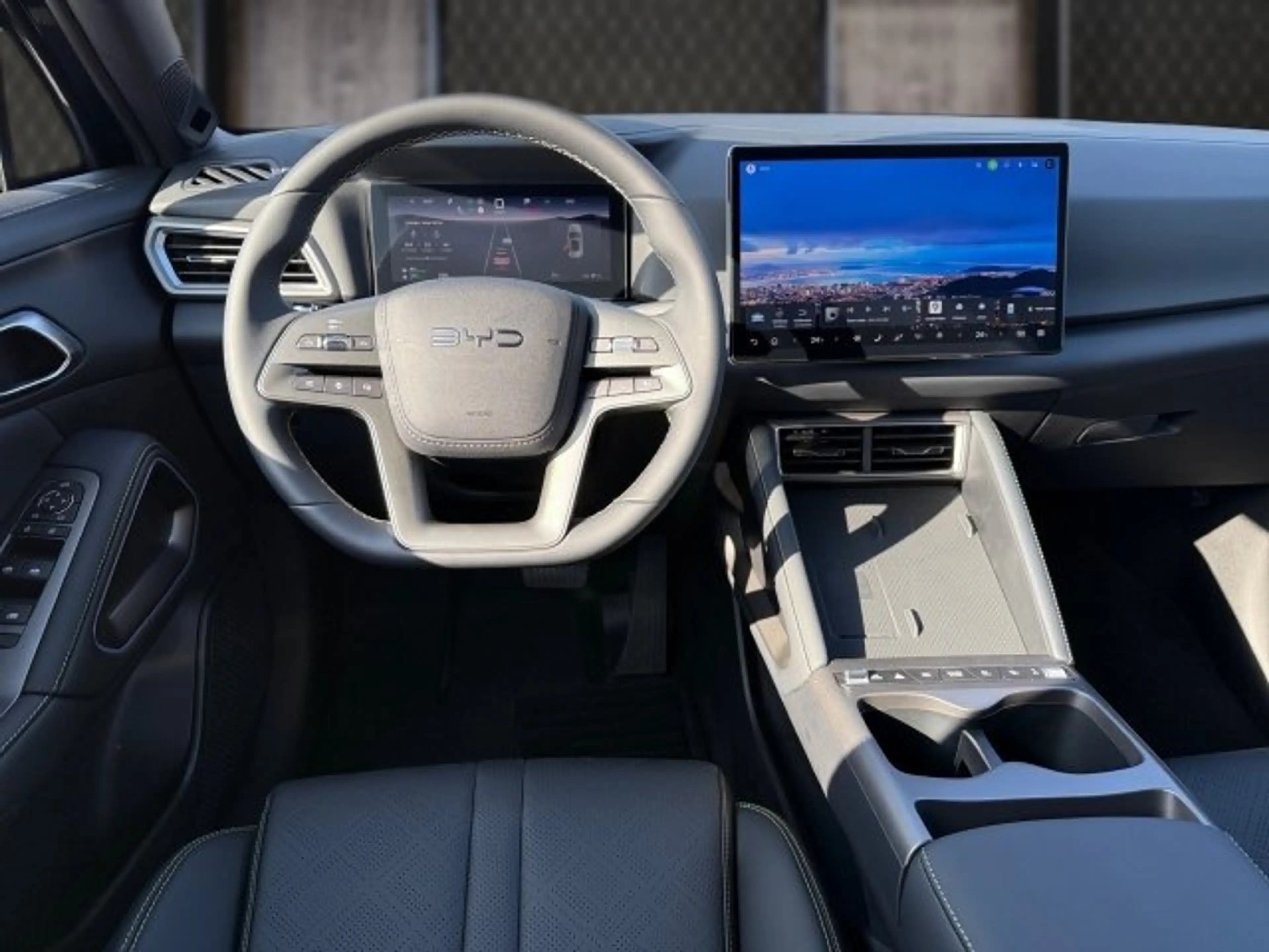 BYD Atto 2 DM-i Boost — photo 6