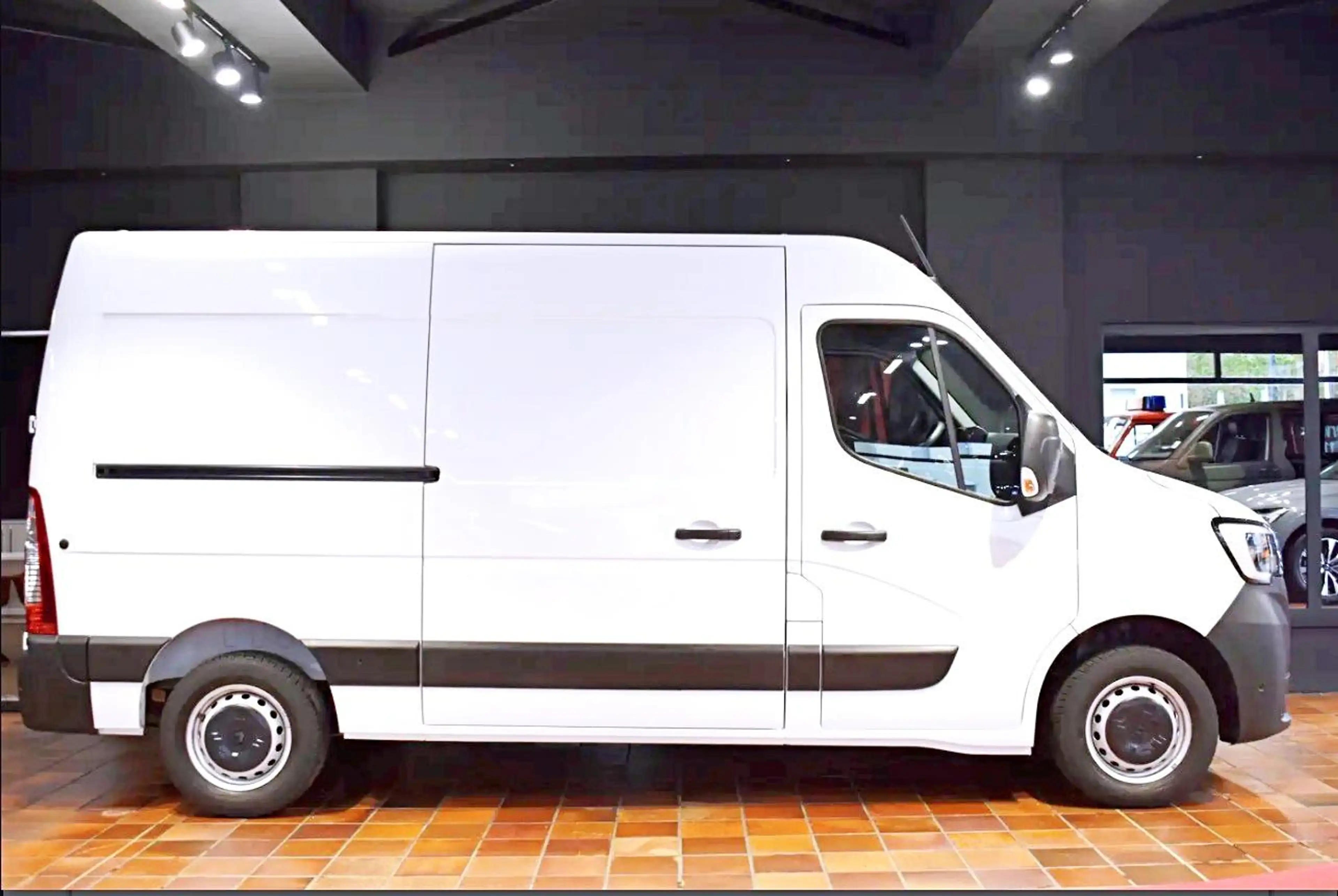 Renault Master 2.3 DCI 3,5T L2H2 WERKSTATT AC TEMPO KAMERA TOTWIN — photo 12