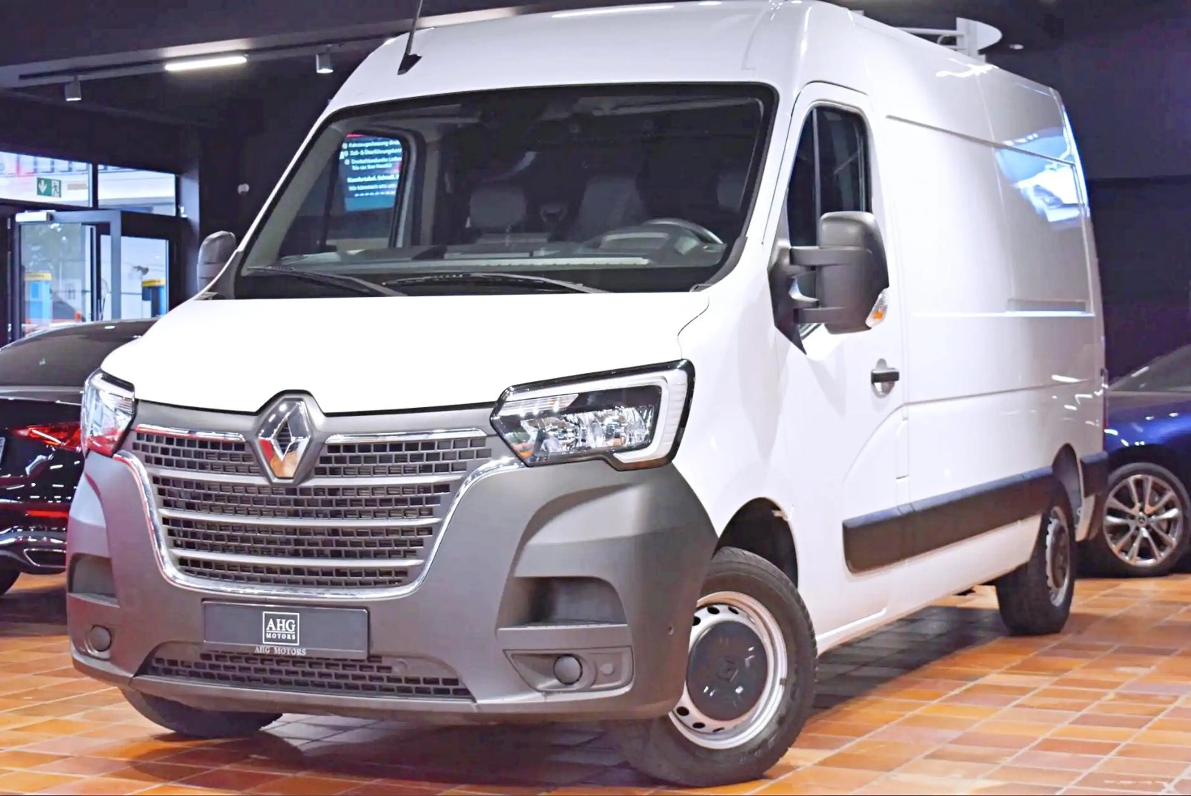 Renault Master 2.3 DCI 3,5T L2H2 WERKSTATT AC TEMPO KAMERA TOTWIN