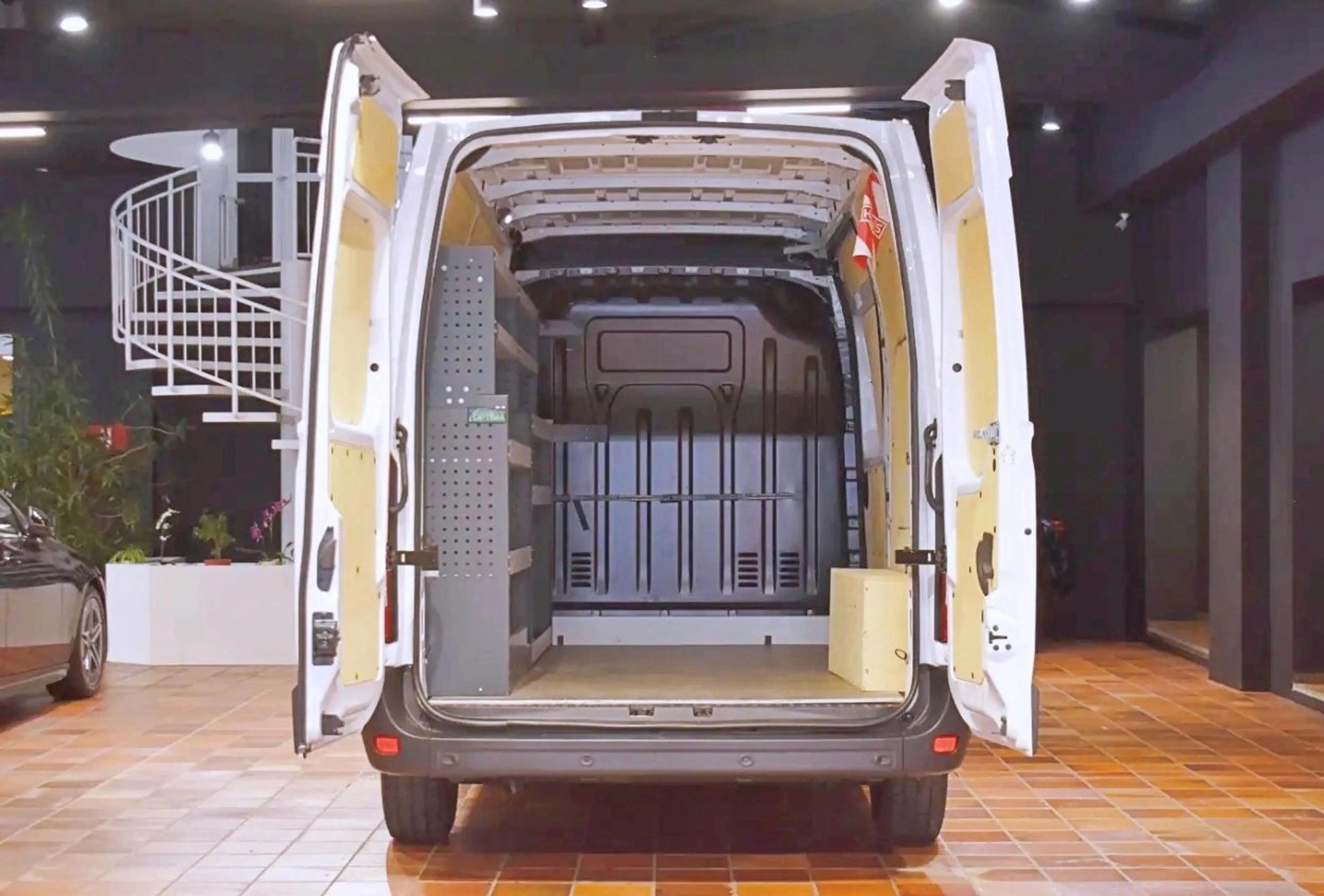 Renault Master 2.3 DCI 3,5T L2H2 WERKSTATT AC TEMPO KAMERA TOTWIN — photo 6