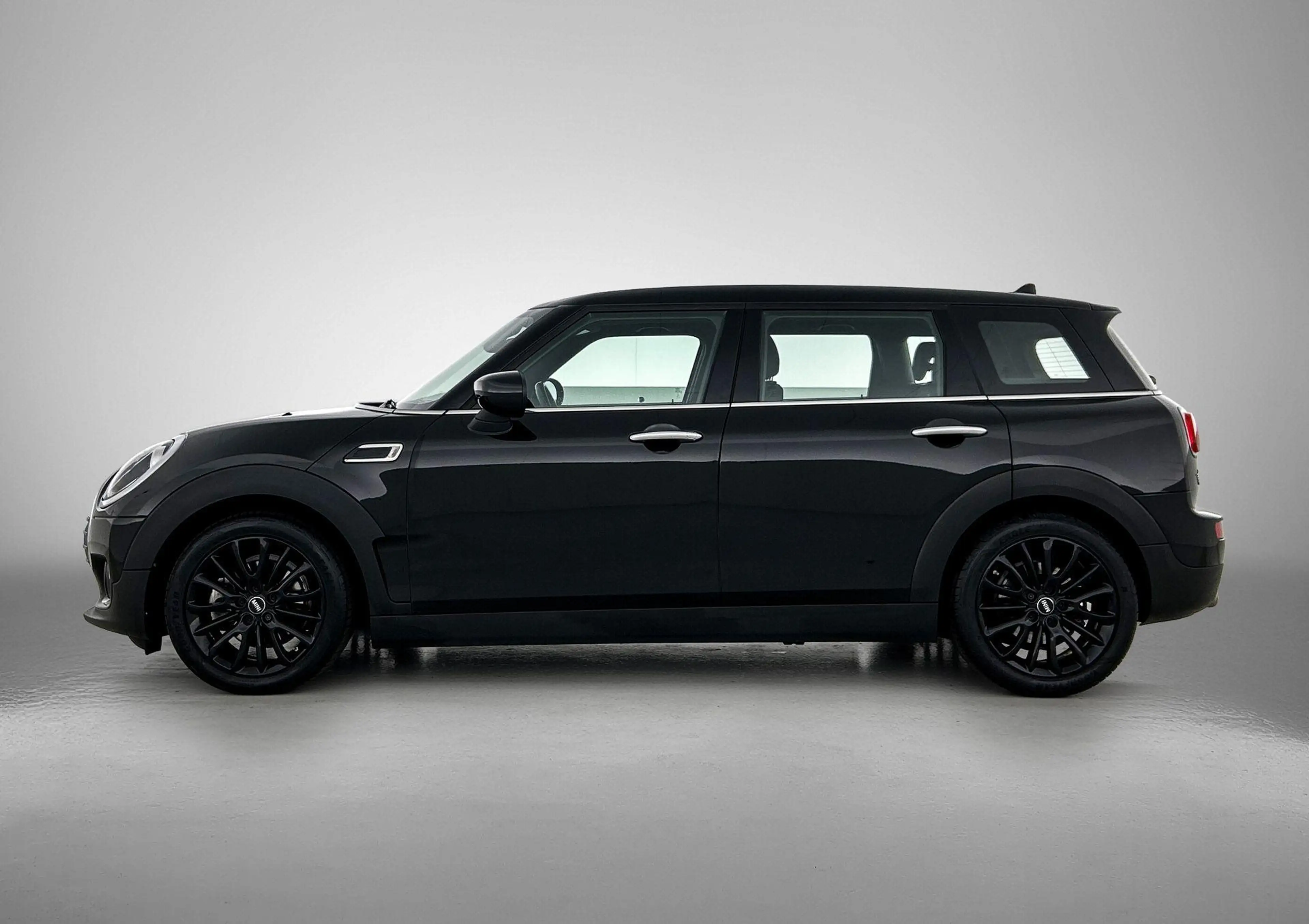 MINI Cooper Clubman 136pk Business | 1ste eigenaar | Parkeersensoren | — photo 2