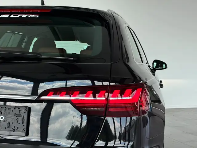 Audi A4 view 13