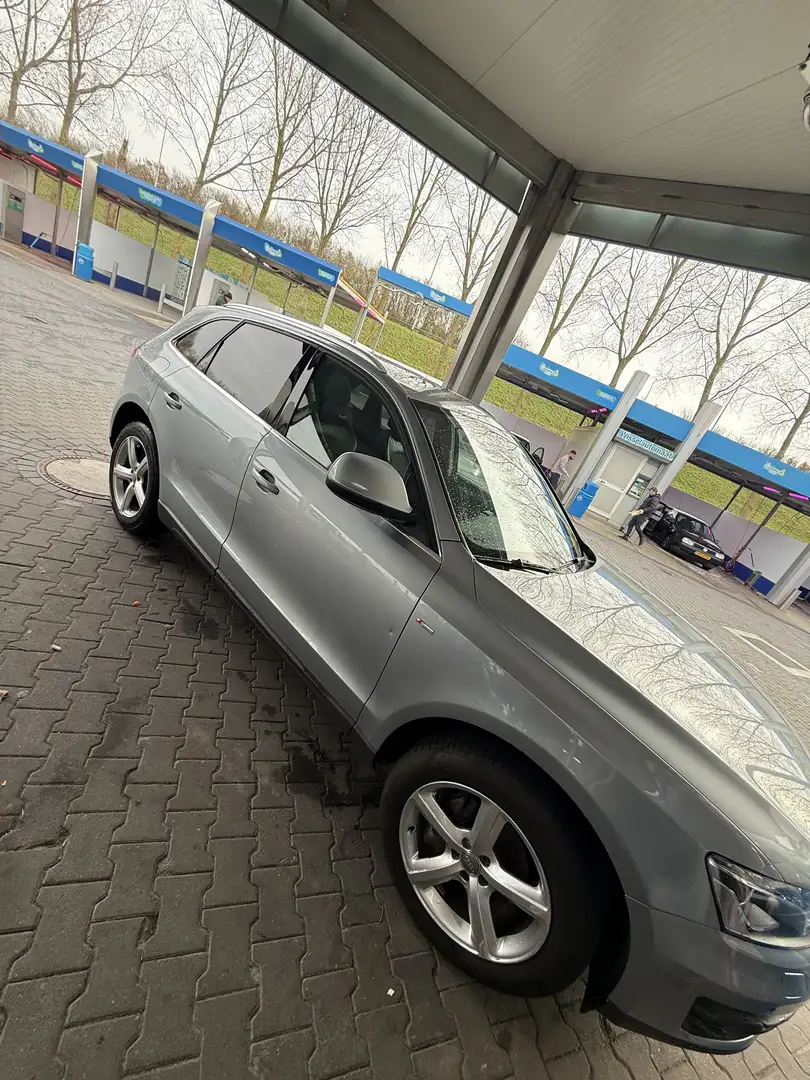 Audi A5 Audi Q5 quattro 2.0 TFSI Сірий - 2