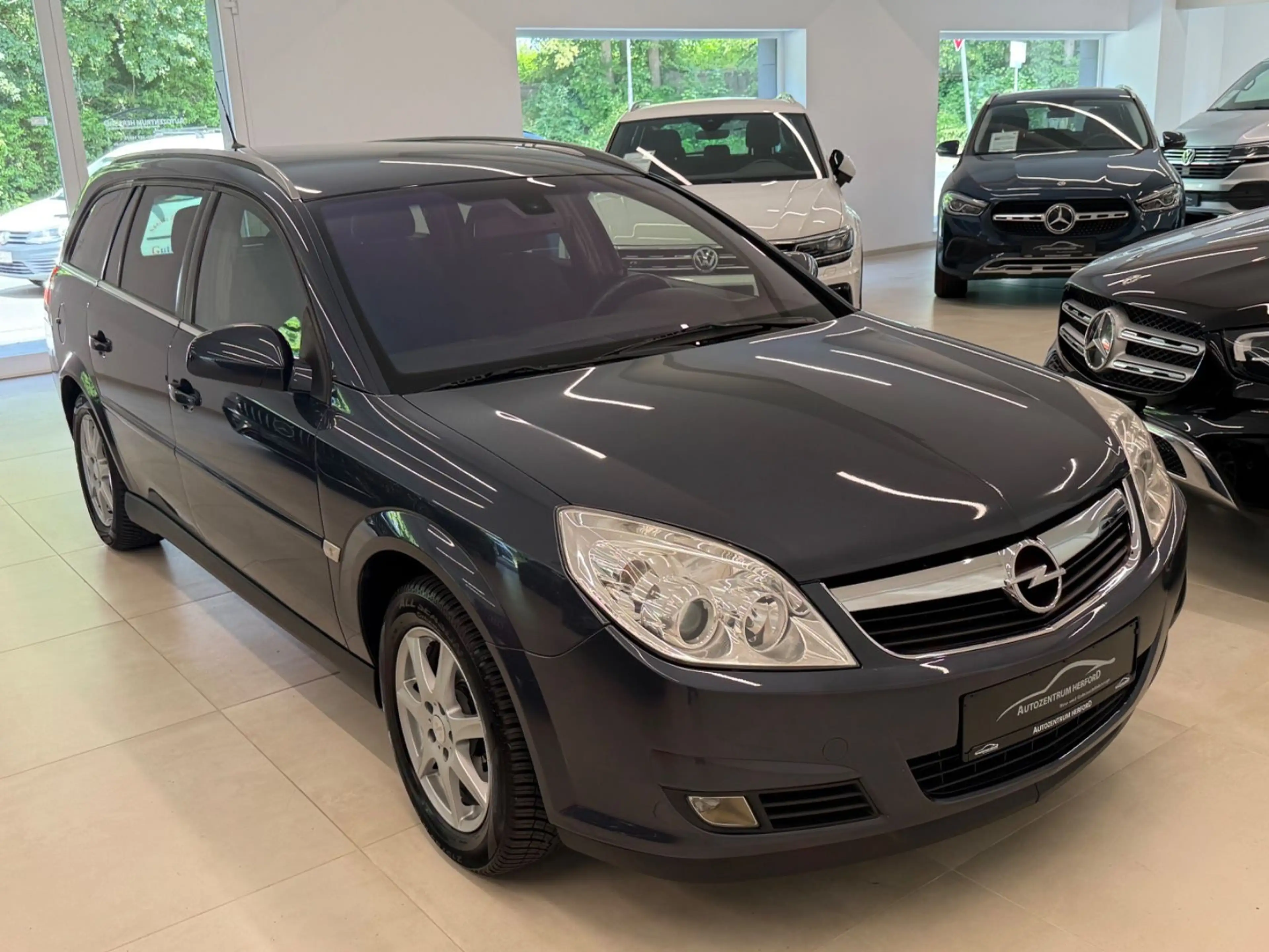 Opel Vectra C Caravan 2.2 Edition Navi Klima AHK — photo 2