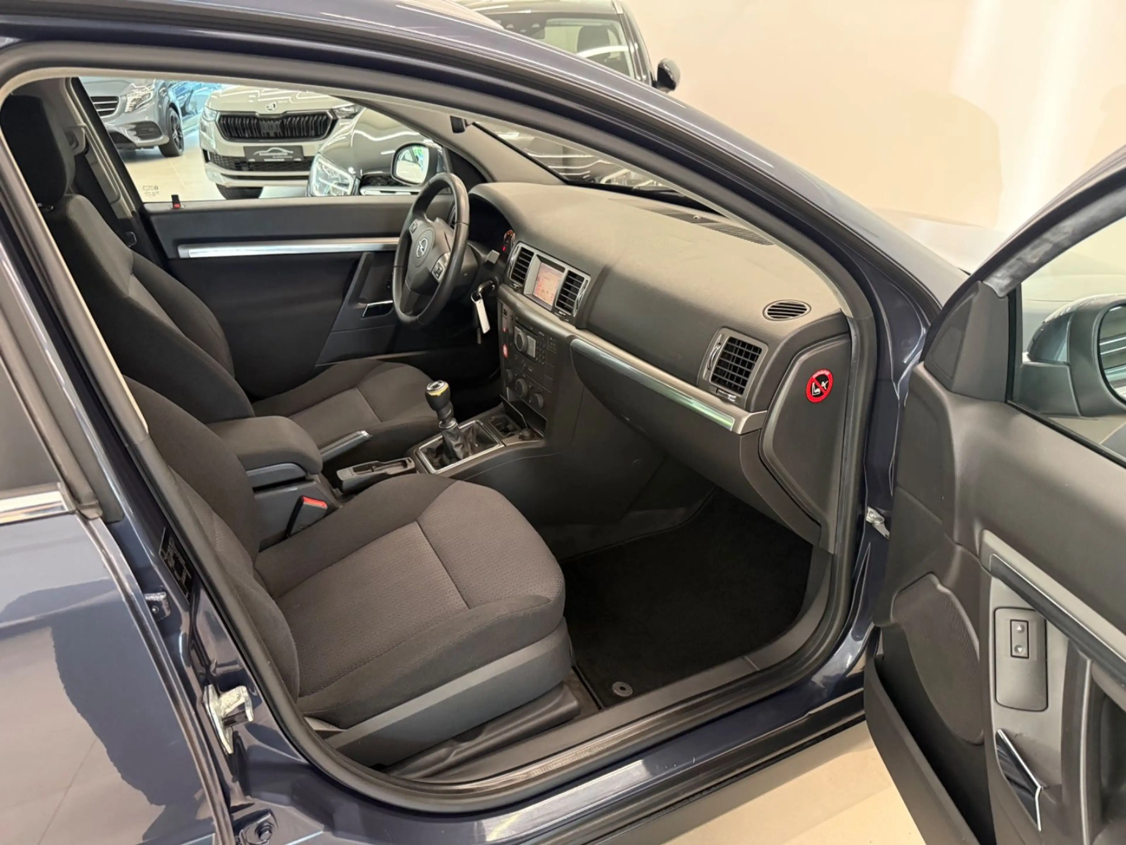 Opel Vectra C Caravan 2.2 Edition Navi Klima AHK — photo 7