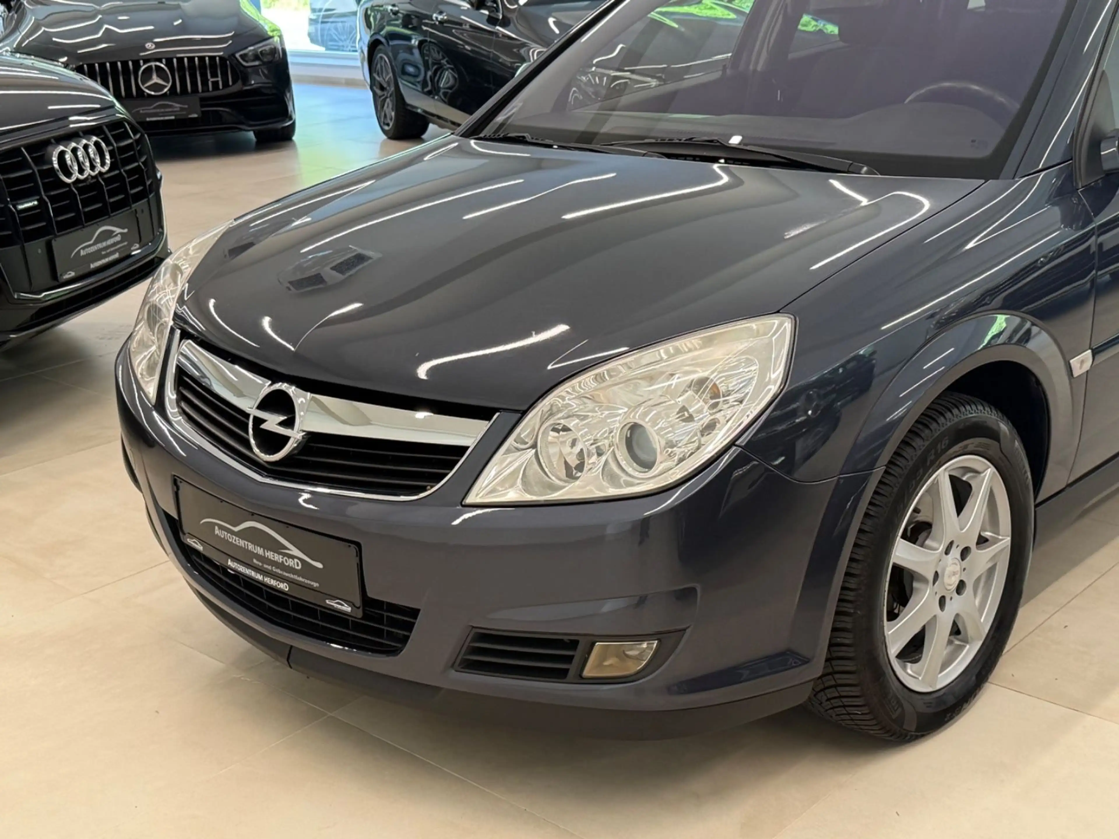 Opel Vectra C Caravan 2.2 Edition Navi Klima AHK — photo 3