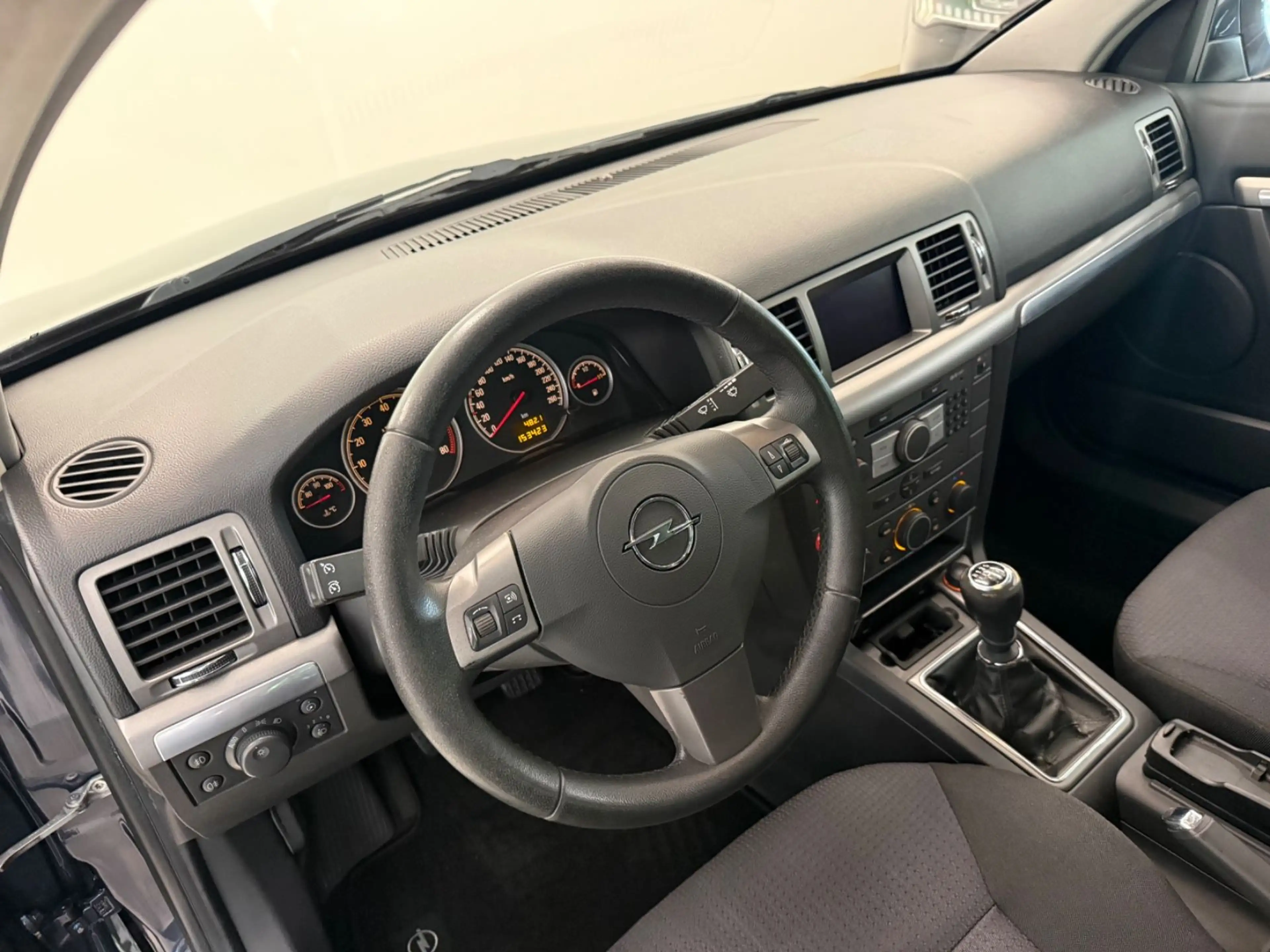 Opel Vectra C Caravan 2.2 Edition Navi Klima AHK — photo 8