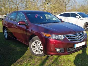 Accord 2.0i Elegance