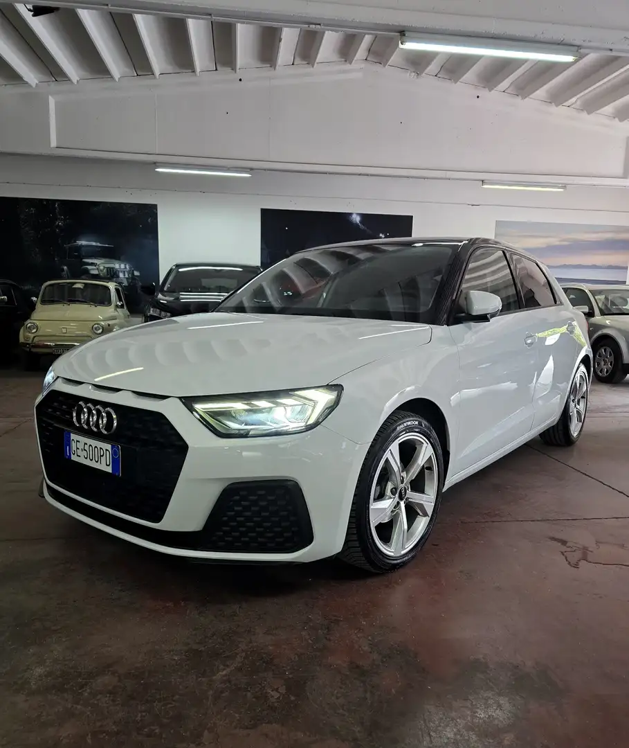 Audi A1 Sportback 25 1.0 tfsi Wit - 1