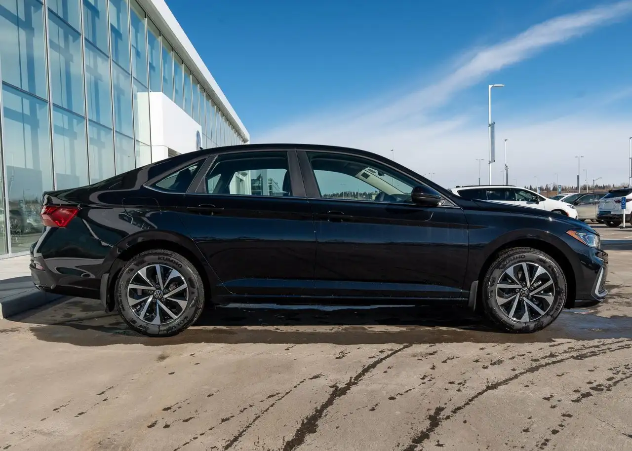 Volkswagen Jetta снимка Volkswagen Jetta