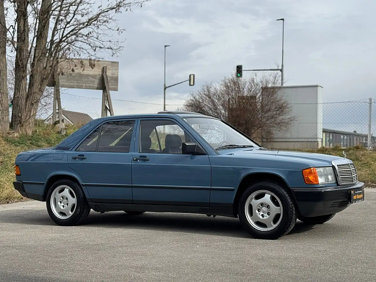 Mercedes-Benz 190 2.0 Benzin Automatik nur 73.000KM, foto 7