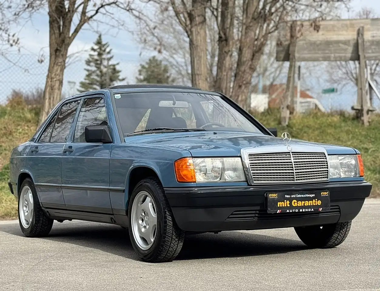 Mercedes-Benz 190 2.0 Benzin Automatik nur 73.000KM, foto 9