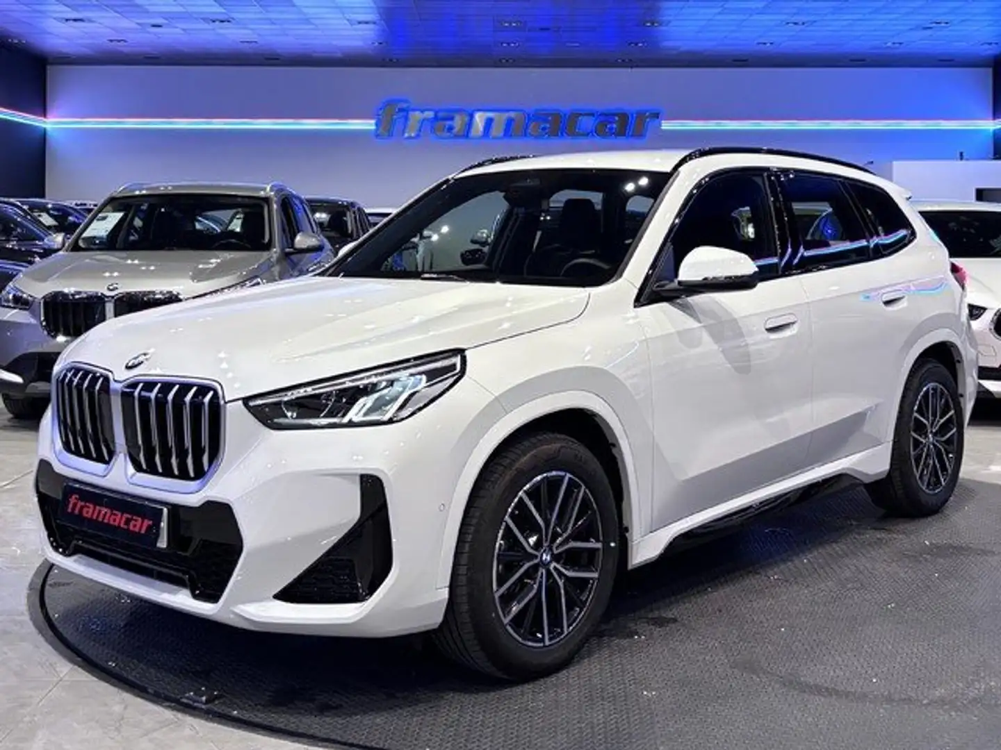 BMW X1 sDrive 20dA Blanco - 1