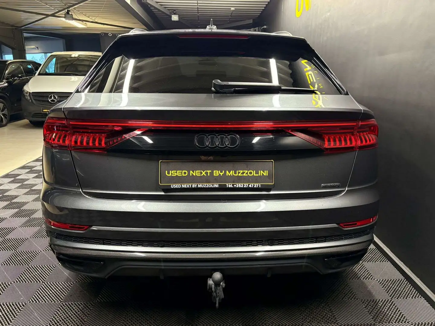 Audi Q8 50 TDI QUATTRO S-LINE Gris - 2