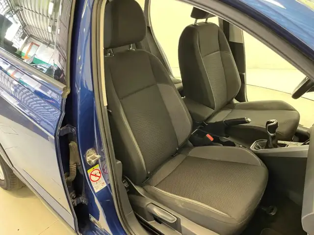 Volkswagen Taigo view 8