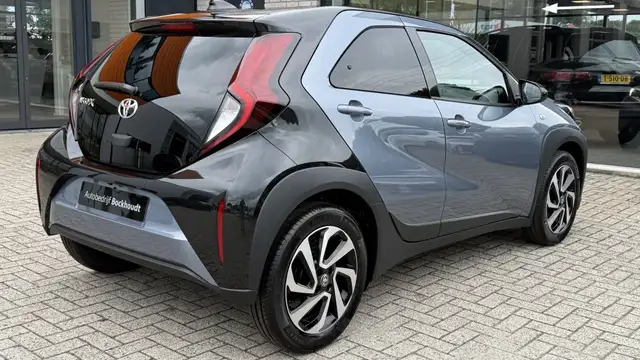 Toyota Aygo X view 3