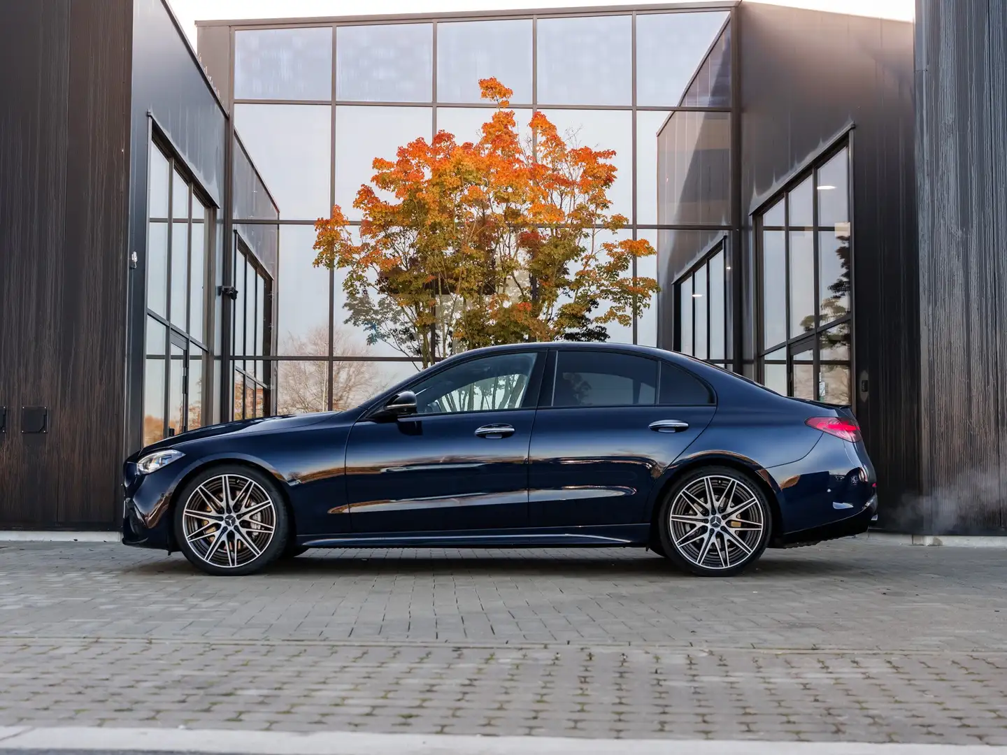 Mercedes-Benz C 43 AMG 4Matic + - Burmester - HUD - 360° - ACC - pano Blauw - 2