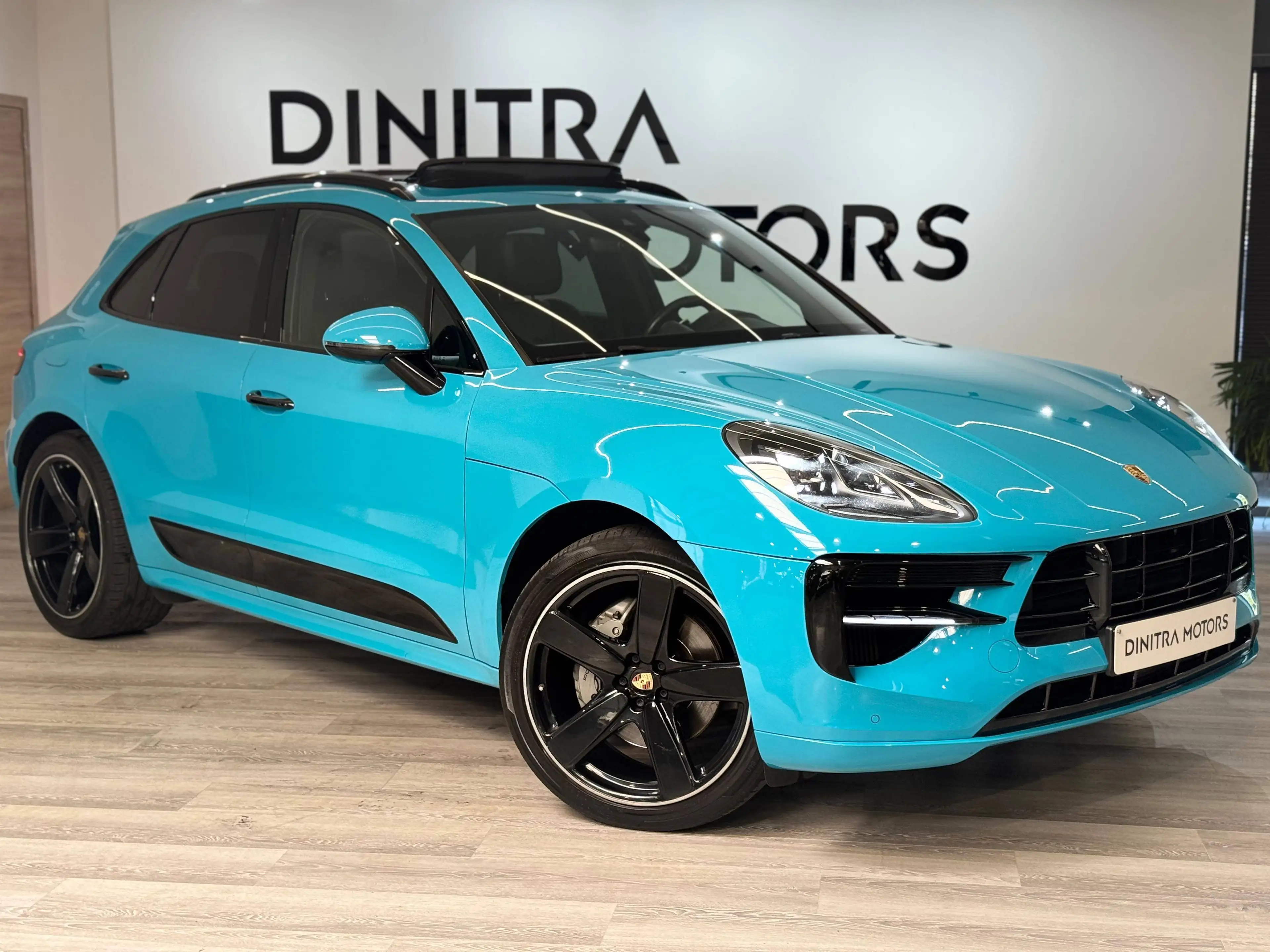 Porsche Macan S 3.0 V6 BiTurbo– Miami Blue / Pano / SportDesign / Luchtvering / BOSE / 21”