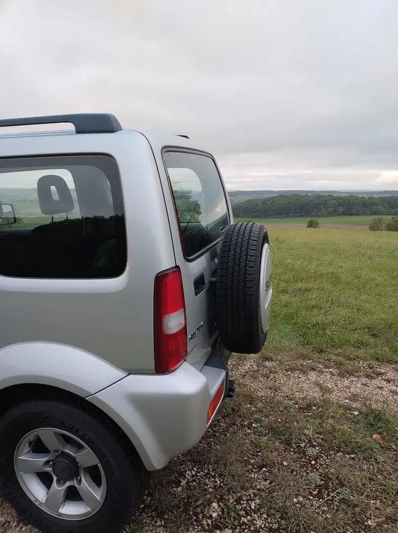 Suzuki Jimny - 2
