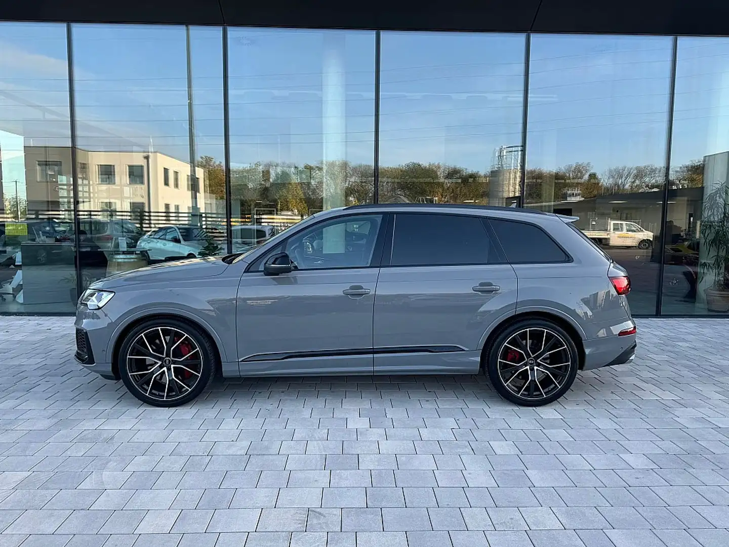 Audi SQ7 TFSI quattro Tiptronic *HEAD-UP*MASSAGE*FAHRWER... Grau - 2
